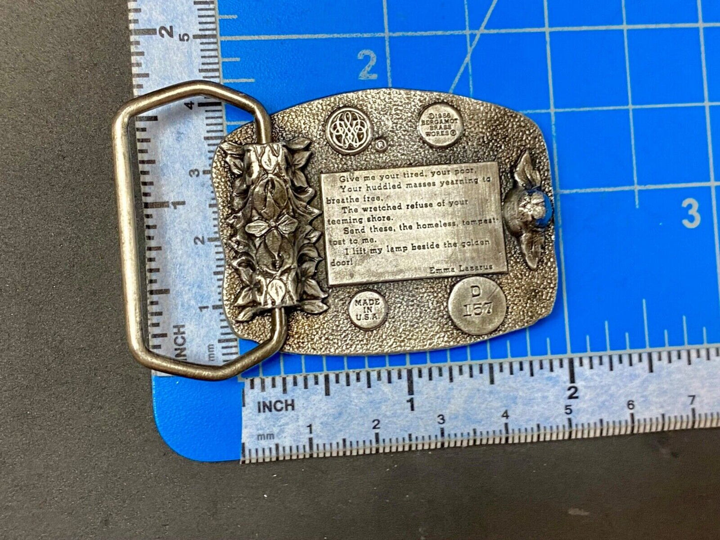 The Flame of Freedom. - Statue of Liberty 1986 Bergamot D-157 belt buckle