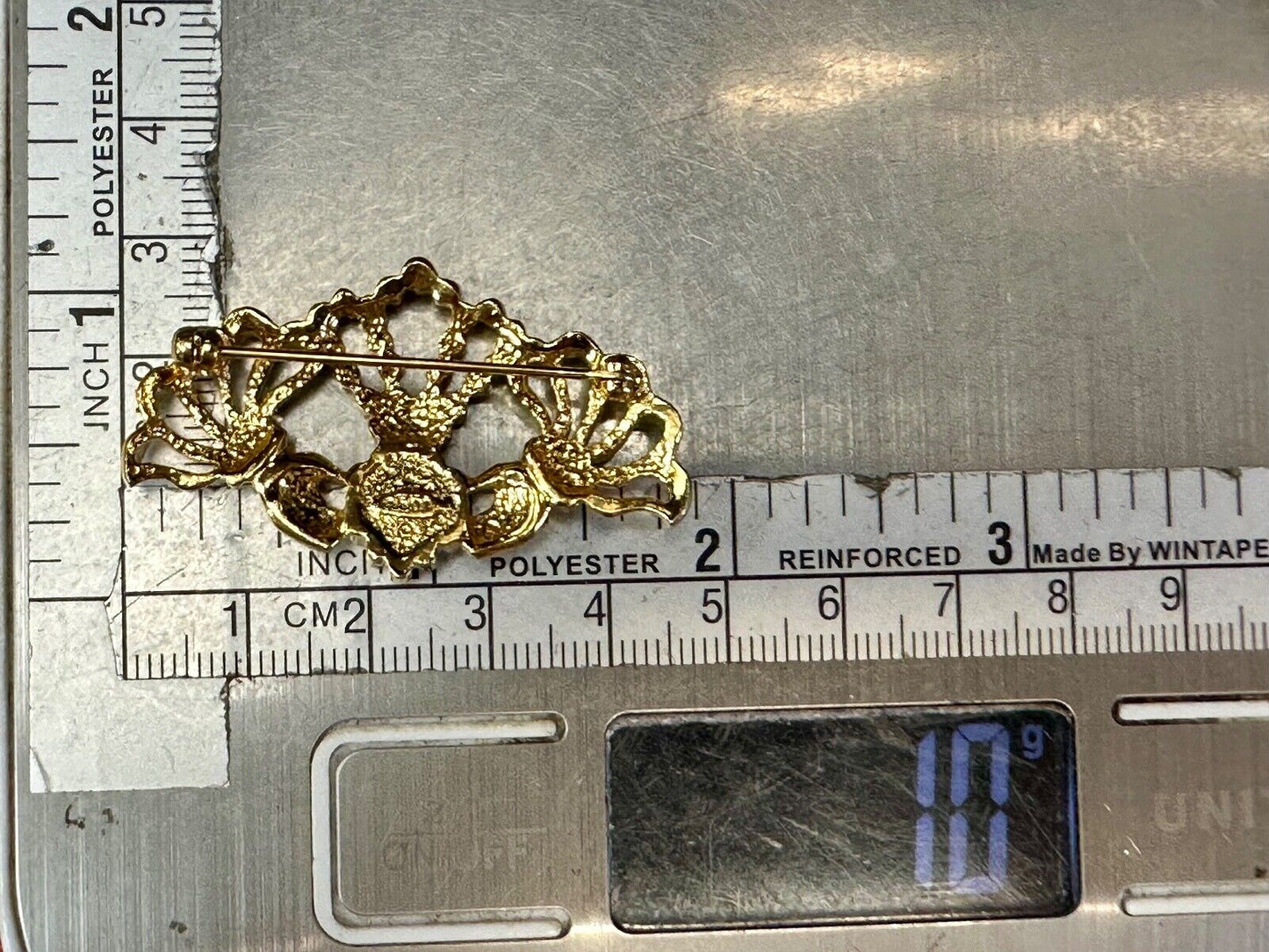 Vintage Avon Goldtone Brooch Pin Claddagh Hands Heart Crown Pearl Heart Bead