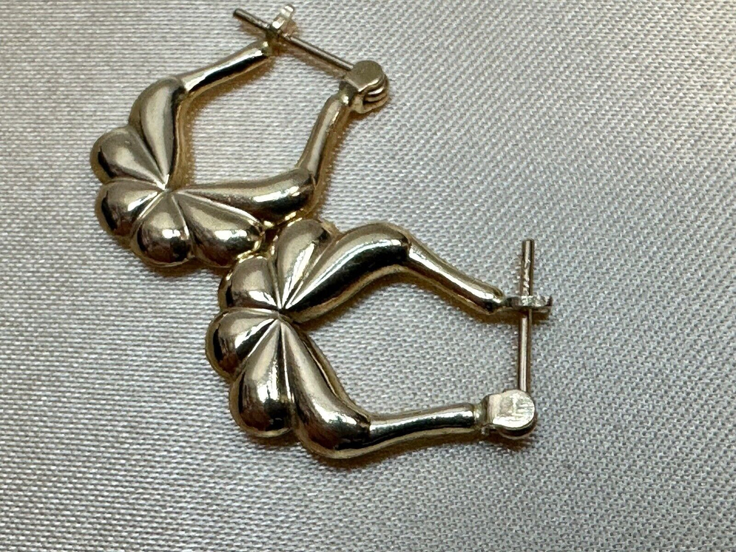 Vintage Art Deco 14K Polished Small Hoop Gold Earrings Puffy Ear Rings