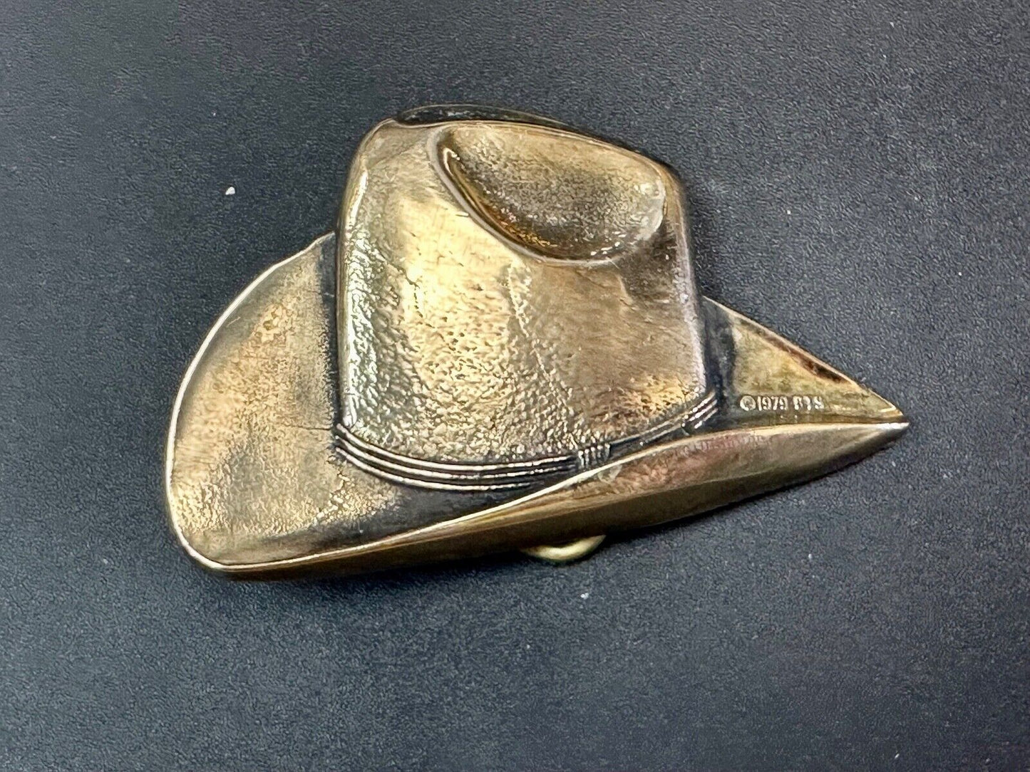 1978 BTS Cowboy Hat Figural Western Rodeo Vintage Cowboy Wearz belt buckle