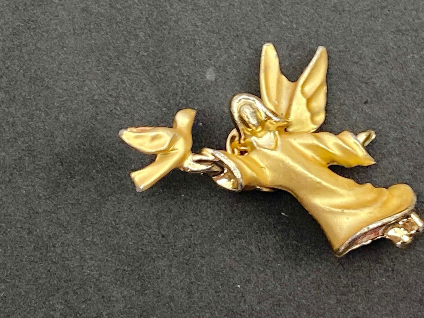 Vintage Christmas Angel Holding Bird Dove? Brooch Pin Gold Tone GiGi Giusti