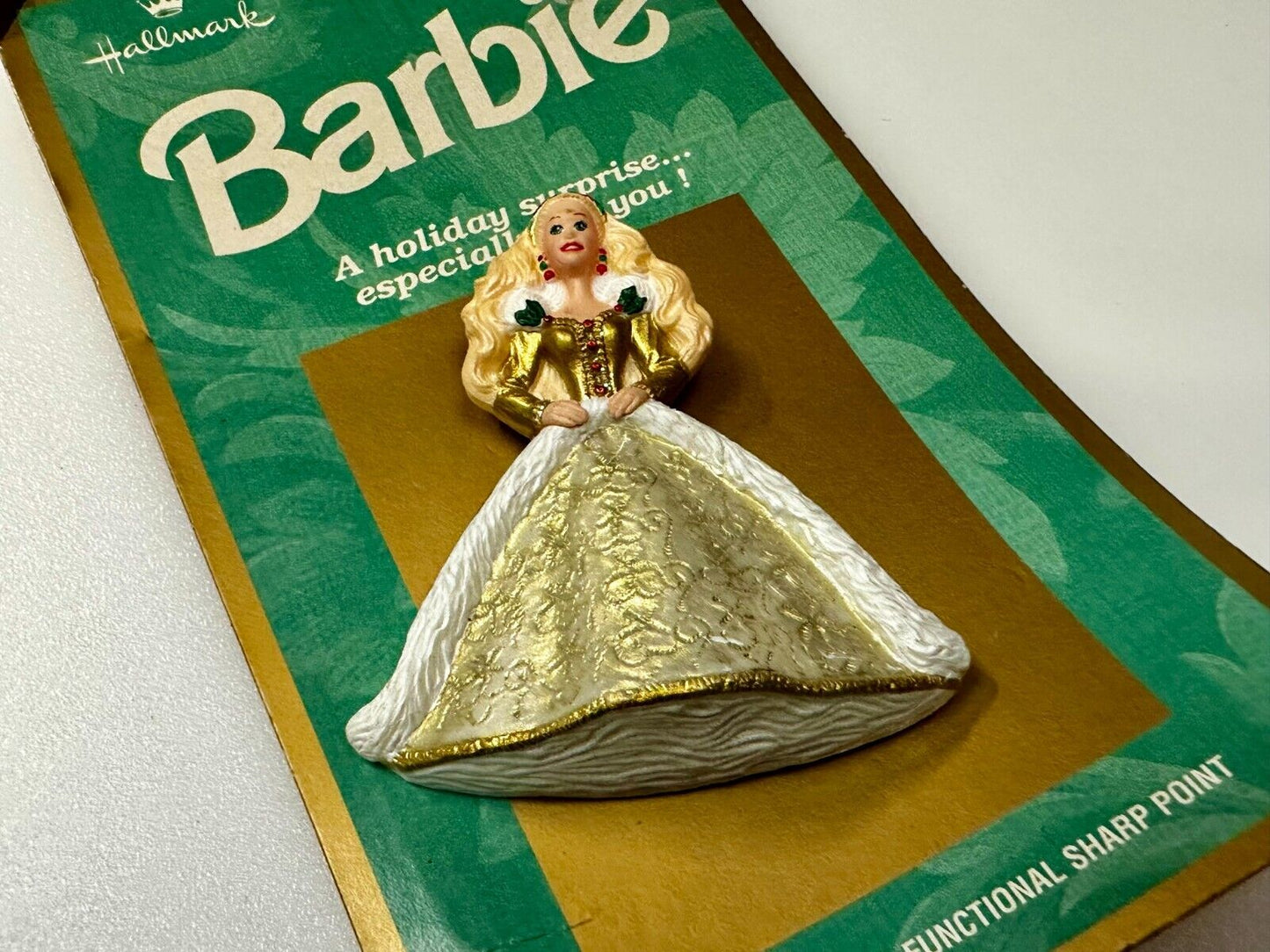 BARBIE DOLL HAPPY HOLIDAYS CHRISTMAS PIN BROOCH - HALLMARK 1996