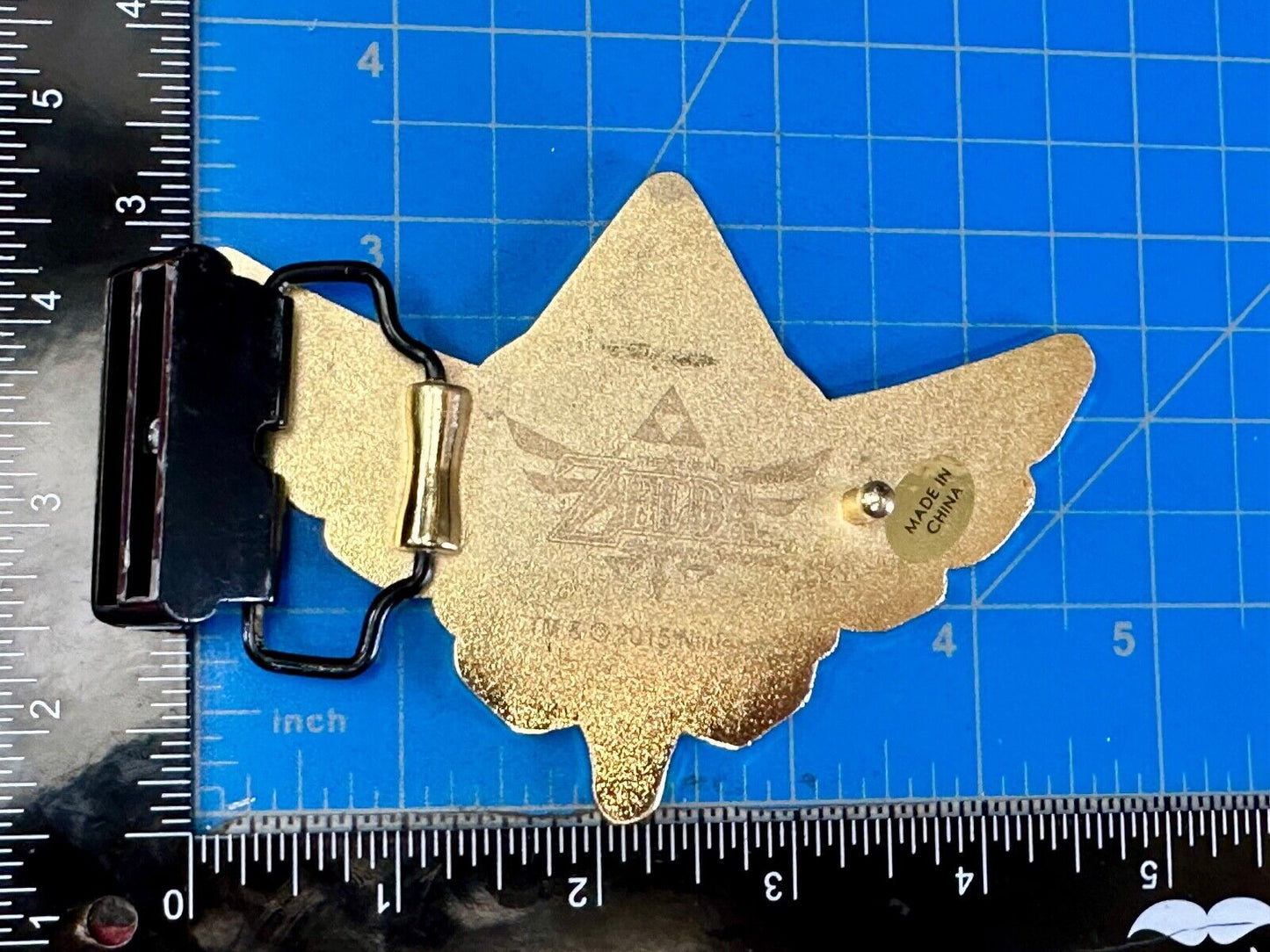 The Legend Of Zelda Black Golden Crest Triforce 2015 Nintendo Belt Buckle Hylian
