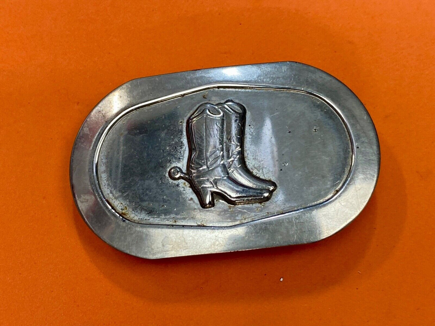 Vintage Cowboy boots with spurs - pre loved oval plated belt buckle