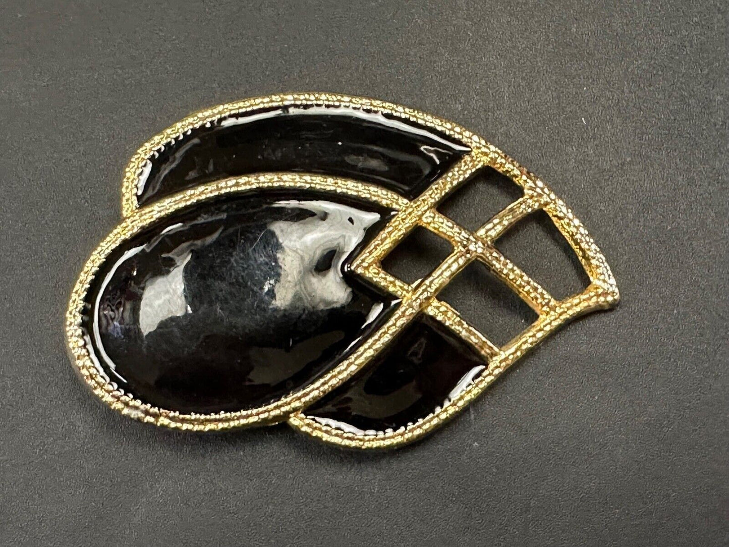 Black Enamel on gold tone 80s USA Day-Lor scarf belt slide buckle