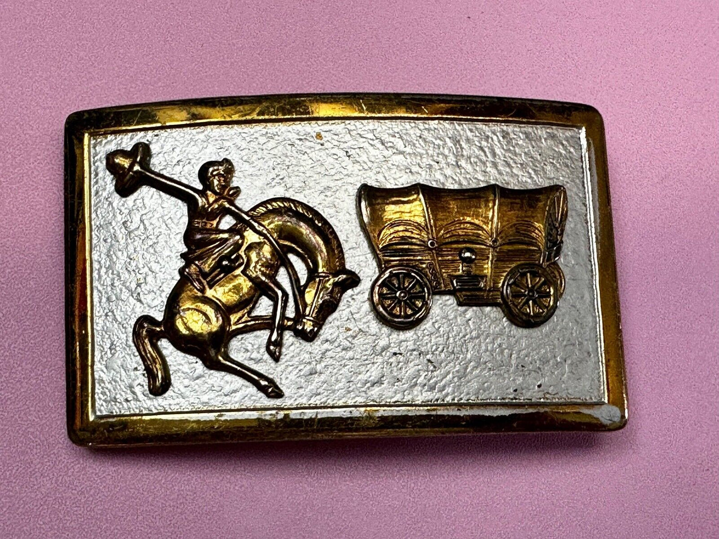 Vintage Cowboy Saddle Bronc western Covered wagon gold tone belt buckle