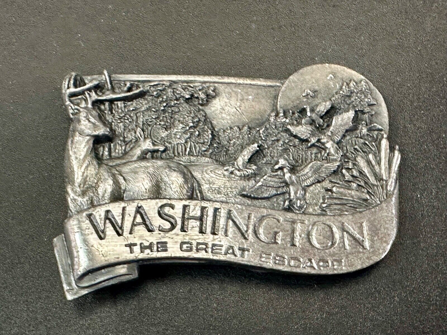 VINTAGE 1984 **WASHINGTON** THE GREAT ESCAPE PEWTER BELT BUCKLE BY BERGAMOT