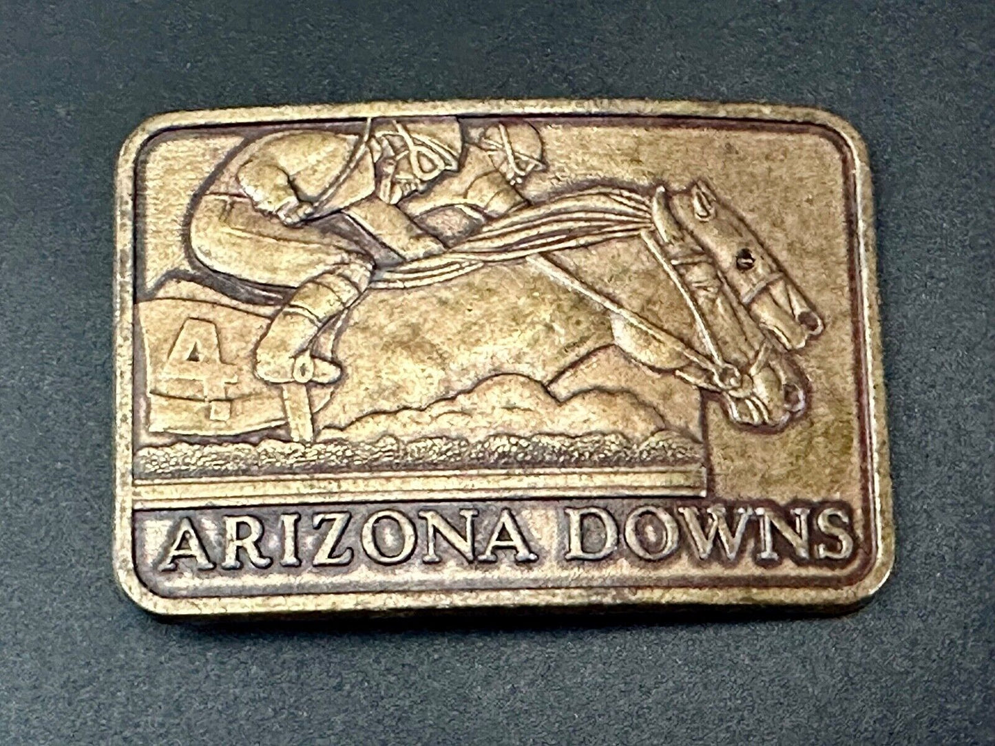 Vintage Arizona Downs Jockeys on Horses Racetrack vtg. Brass Tone Belt Buckle