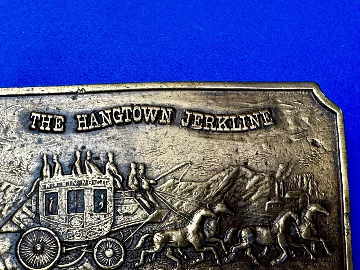 The Hangtown Jerkline Sierra Humps and Saddleback Vintage Bergamot Belt Buckle