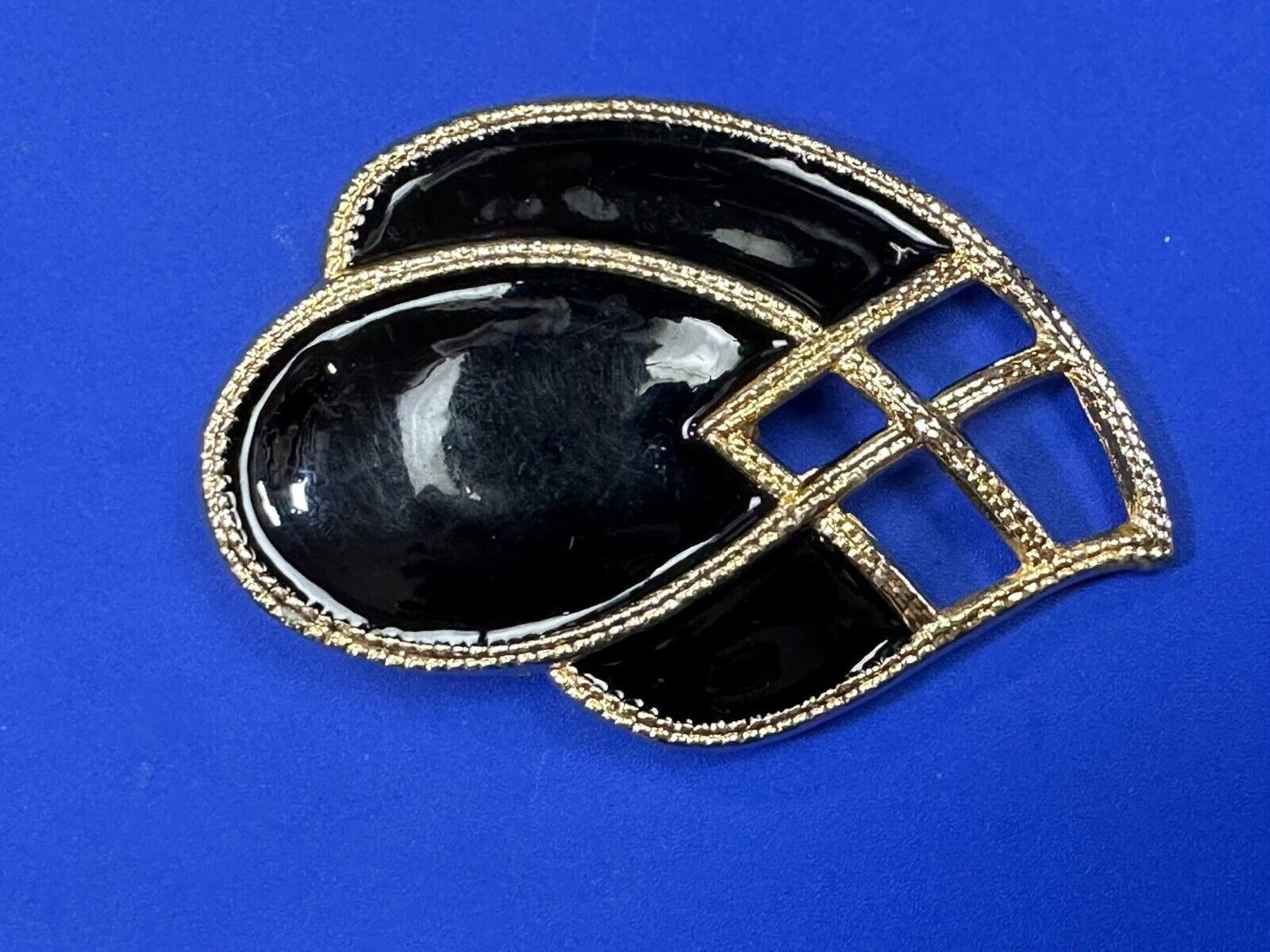 Black Enamel on gold tone 80s USA Day-Lor scarf belt slide buckle