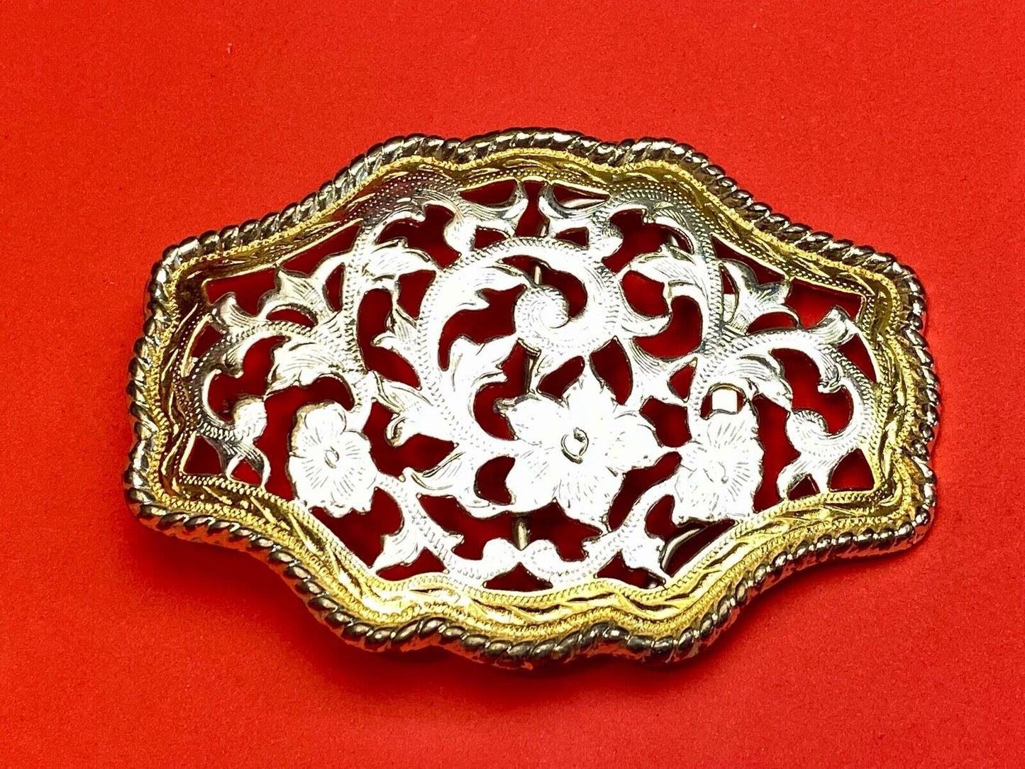 Beautiful See Through Mixed Metal Belt Buckle Floral Design Cowboy Cowgirl
