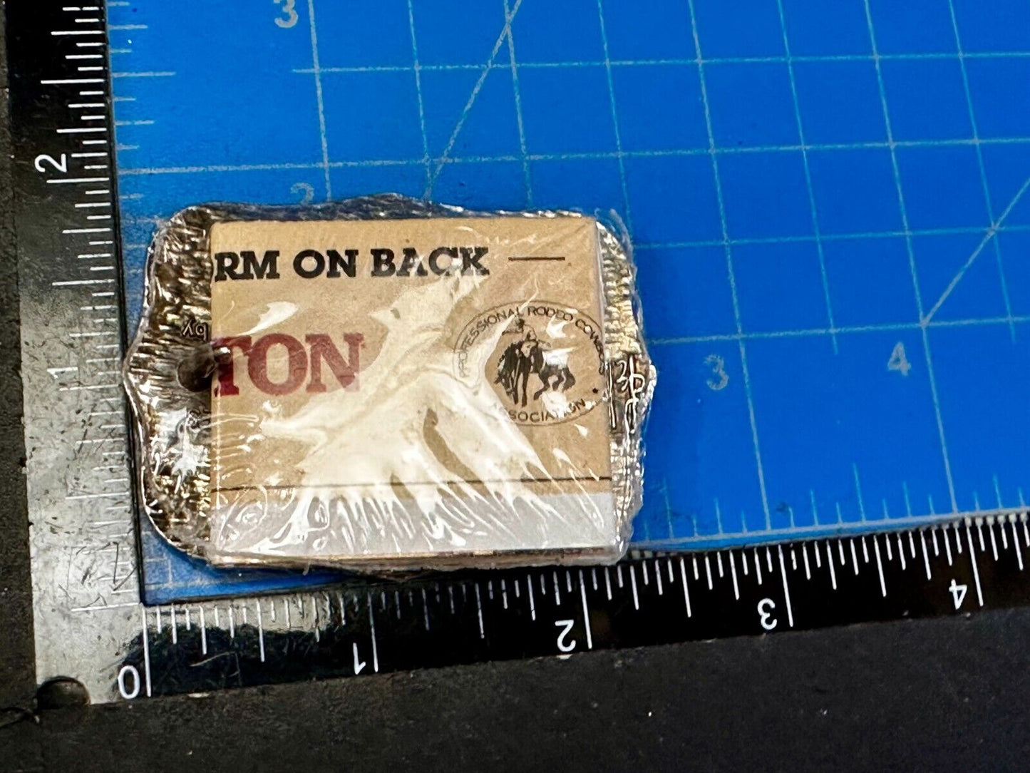 1986 Hesston NFR National Finals Rodeo YOUTH SIZE Western Collectors Belt Buckle