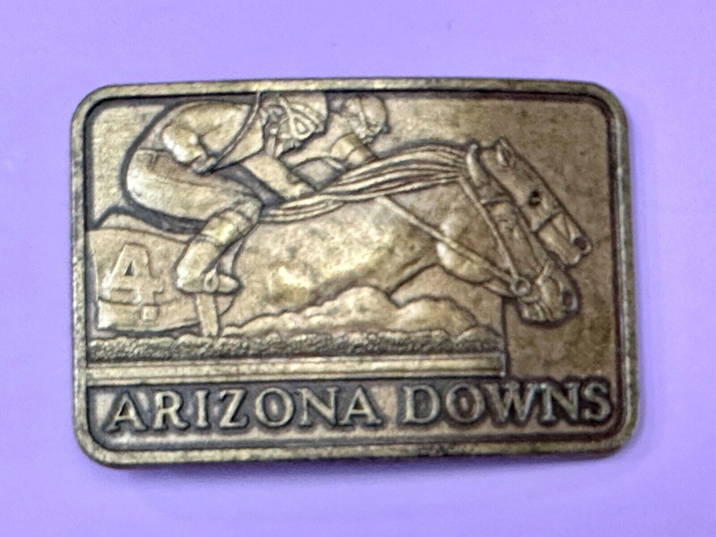 Vintage Arizona Downs Jockeys on Horses Racetrack vtg. Brass Tone Belt Buckle