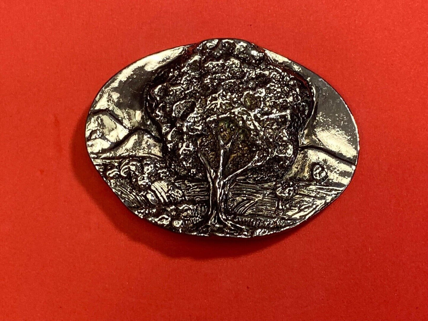 Beautiful Tree. Amazing Detail! Silver Color Scarf Tie Clip