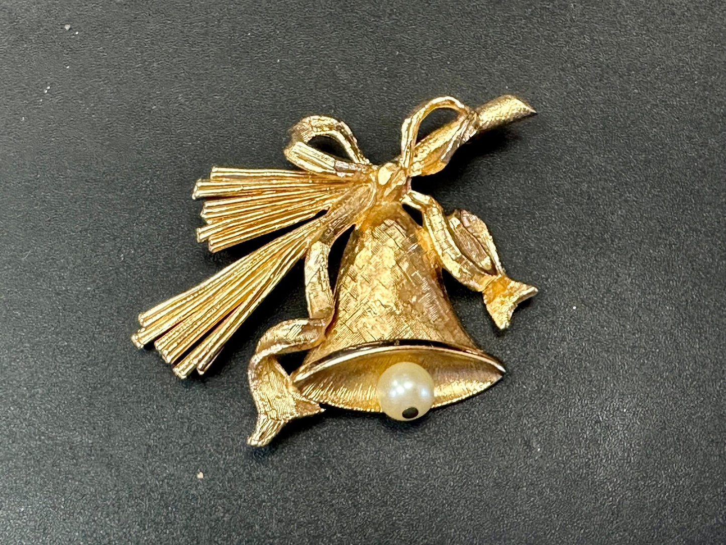 Bell & Pearl Ringer - Napier Signed Vintage Gold Tone Brooch Pin