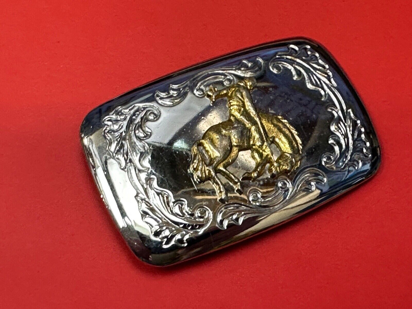 Vintage END of the trail Horse Cowboy hat off Vintage two tone belt buckle