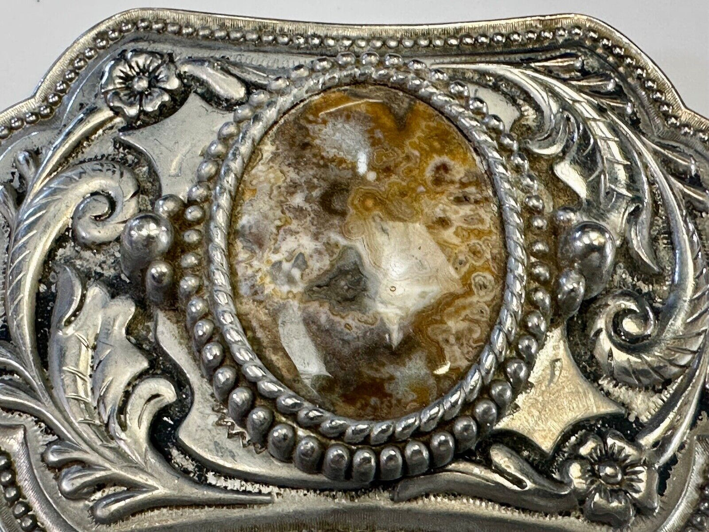 Vintage cabochon cab stone centerpiece on western silver tone belt buckle