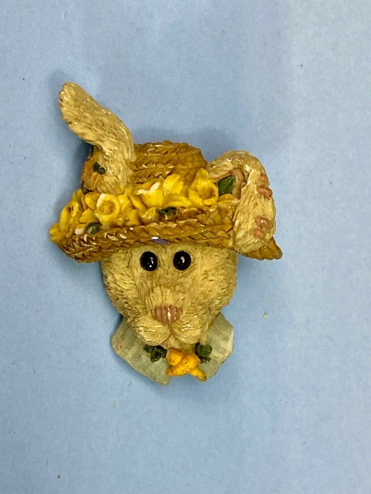 Teddy Bear w/ Straw Flower Hat Vintage Ceramic Boyds Bears Brooch Pin