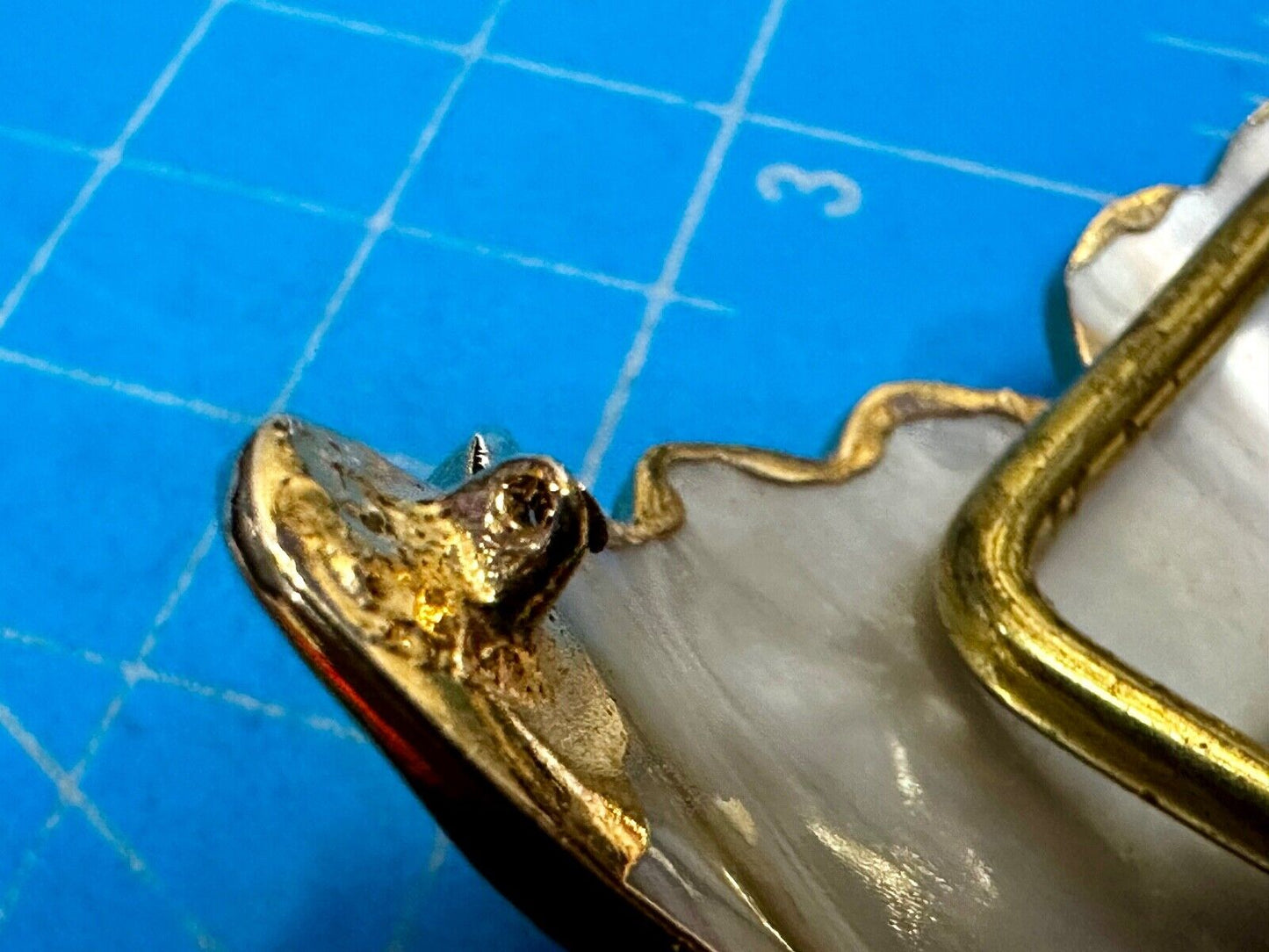 Vintage Butterfly Shaped MOP Mother of Pearl Cutout Gold tone Belt Buckle Slide