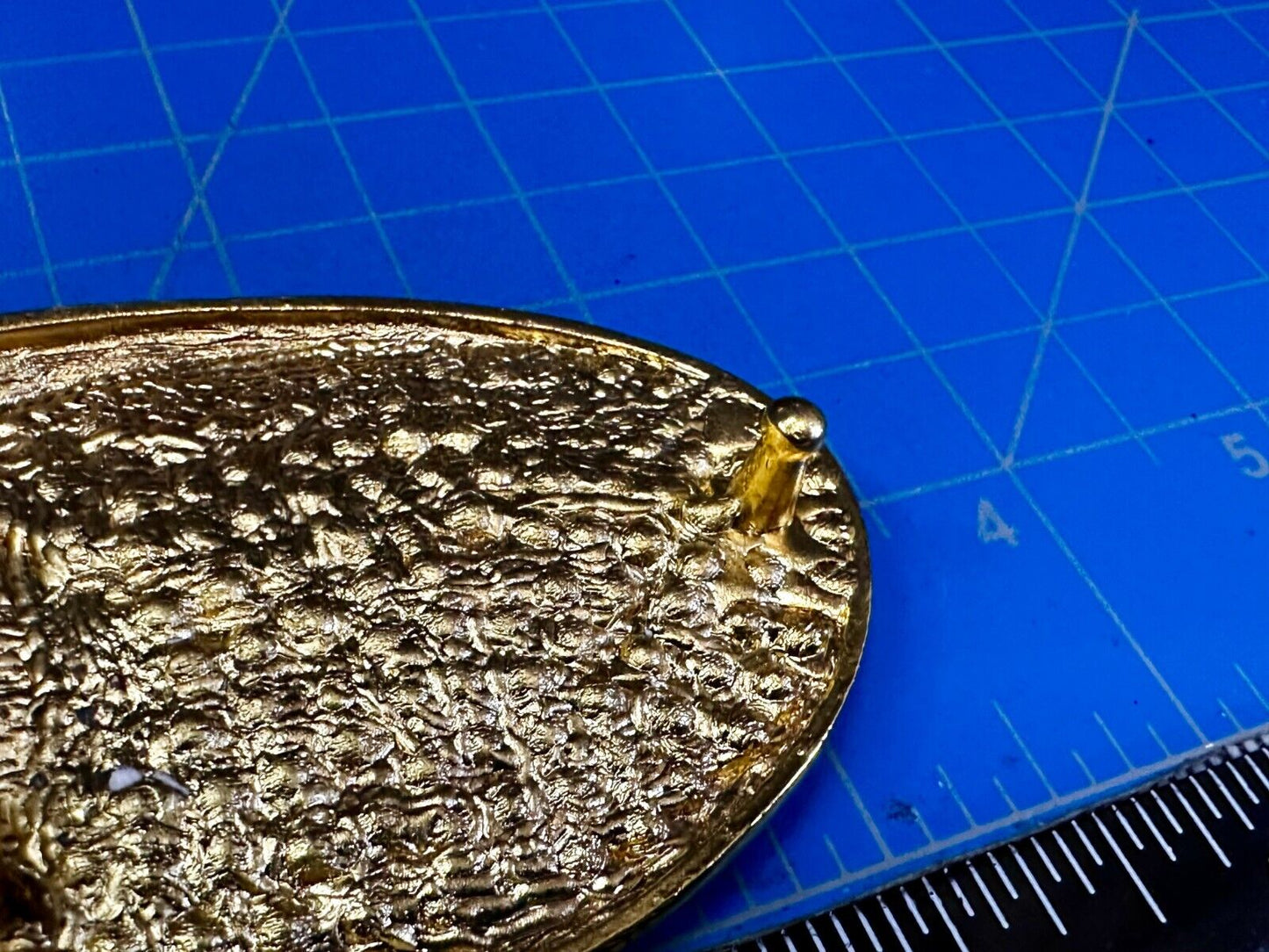 Beautiful Stylish Clear Rhinestone Covered Gold Tone Designer Oval Belt Buckle