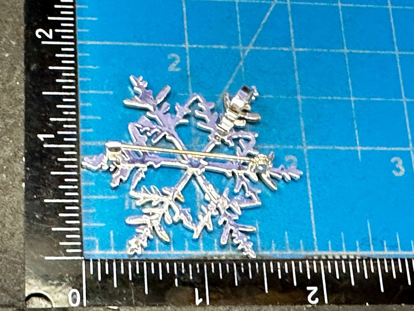 Beautiful Snowflake Cutout Silver Gold Tone Brooch Pin Signed by Best