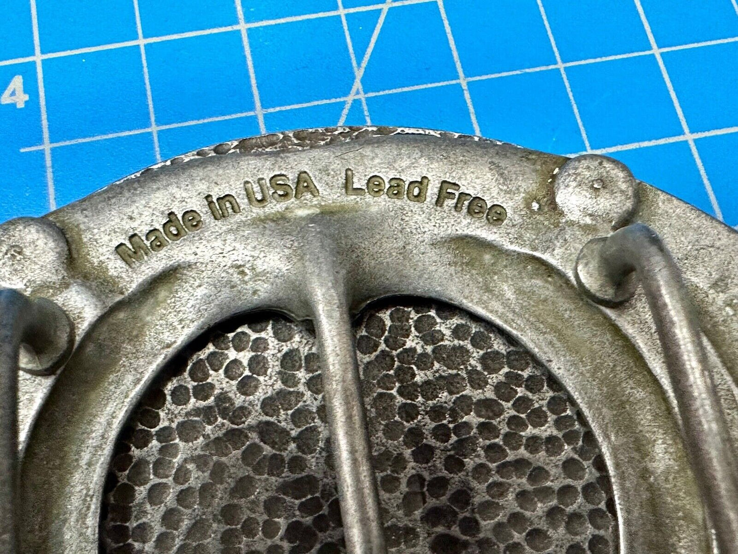 Bev Buckle The Beer Buckle Beverage Can Holder USA made Belt Buckle
