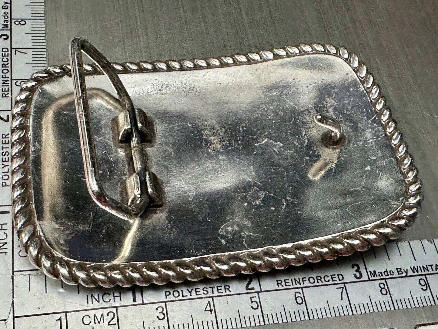 Beautiful western cowgirls rectangular belt buckle w/ Rhinestone boarder