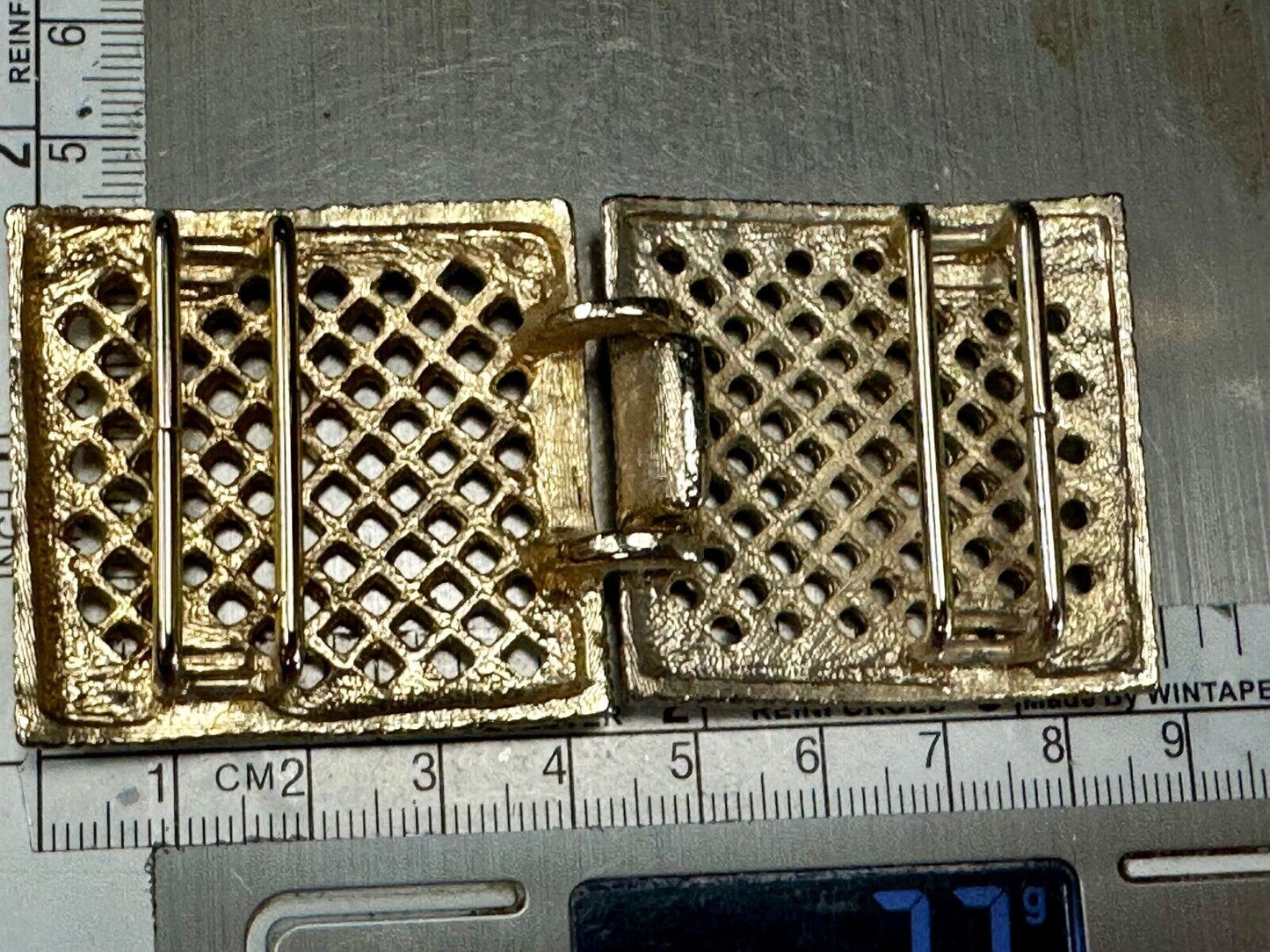 Basket Weave Pattern Vintage Two-piece interlocking gold tone belt buckle