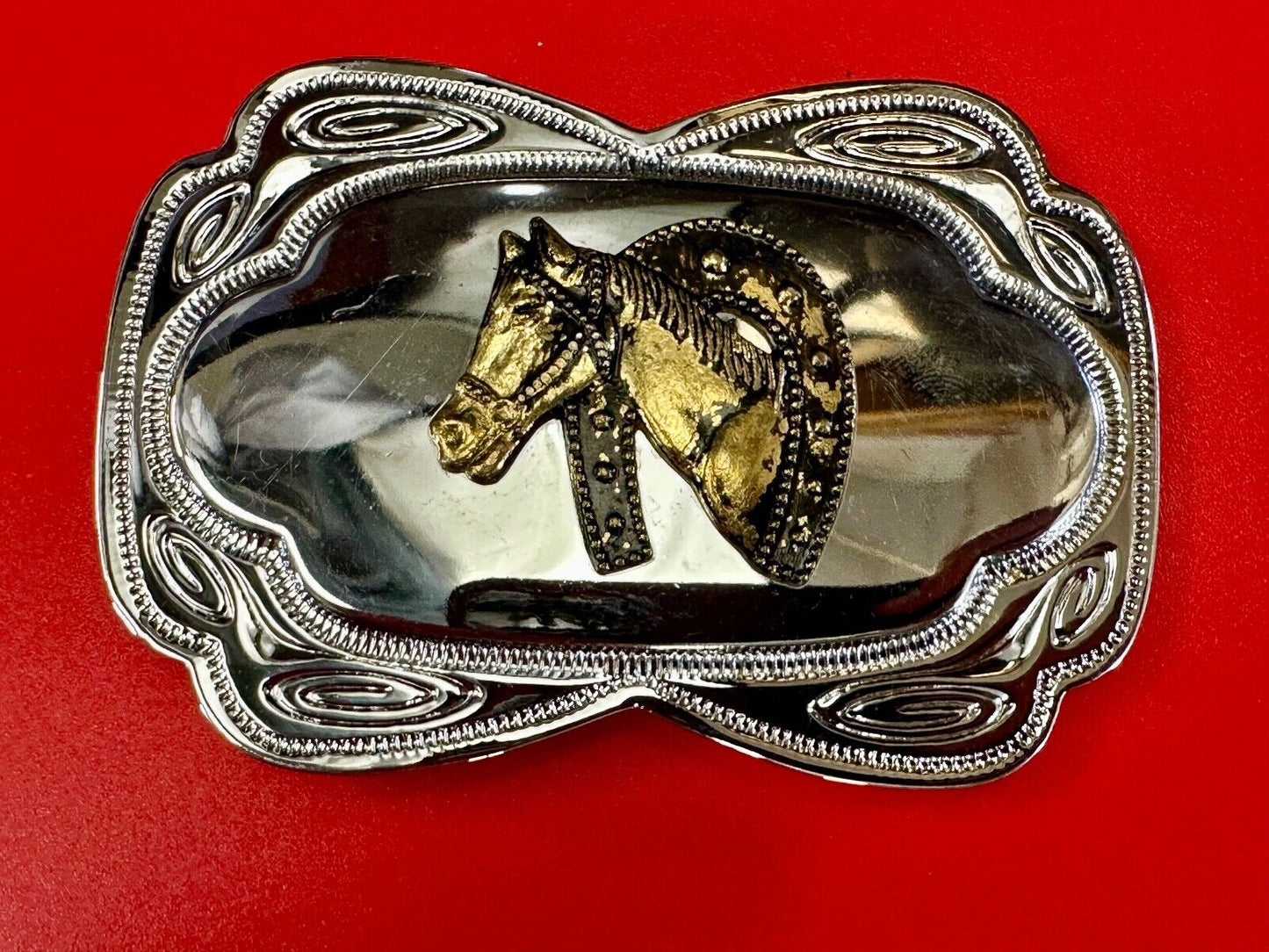 Beautiful Horse head / lucky horseshoe - two tone reflective belt buckle
