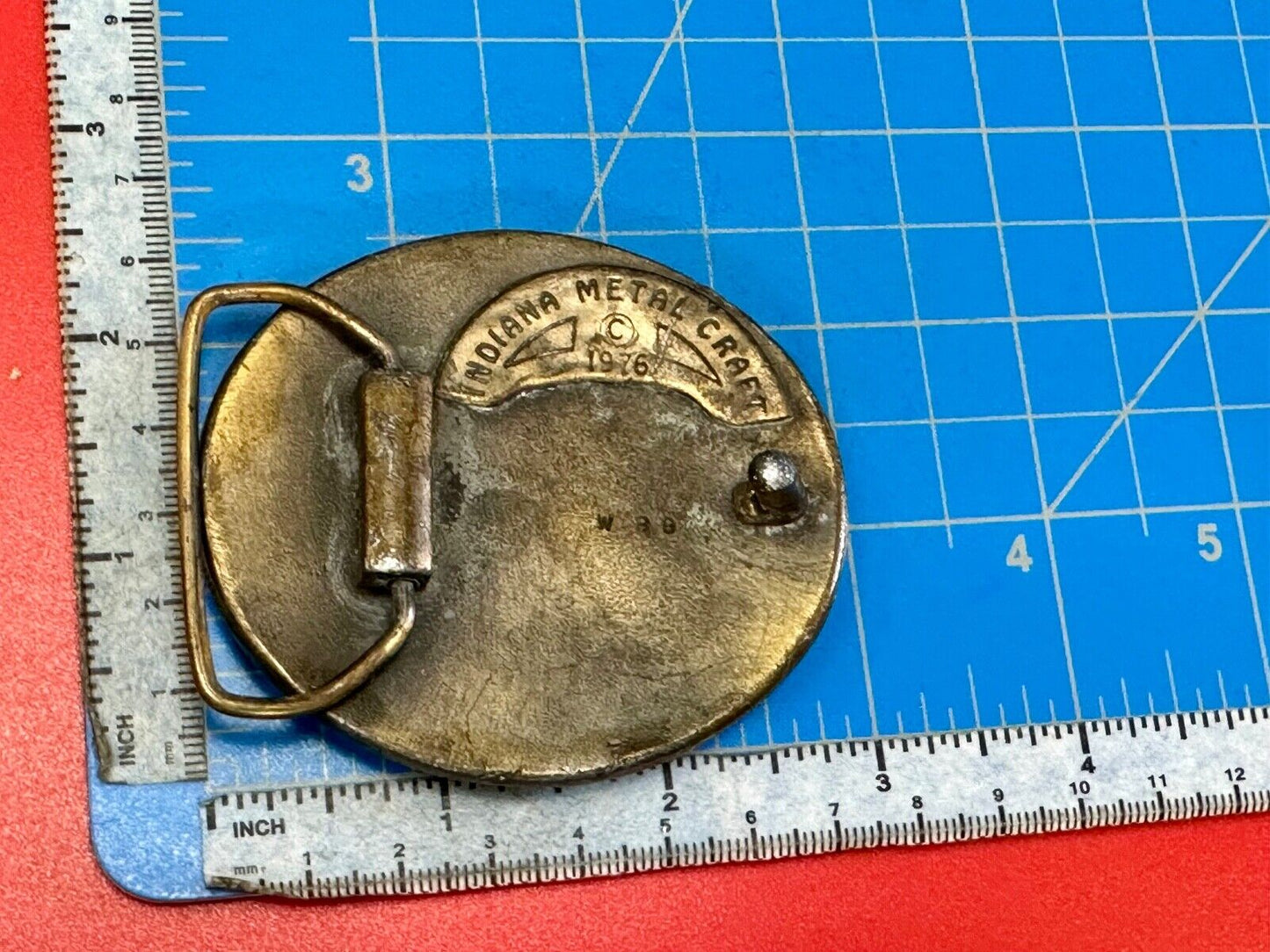 Vintage 1976 Native American Indian, Indiana Metal Craft belt buckle W-99