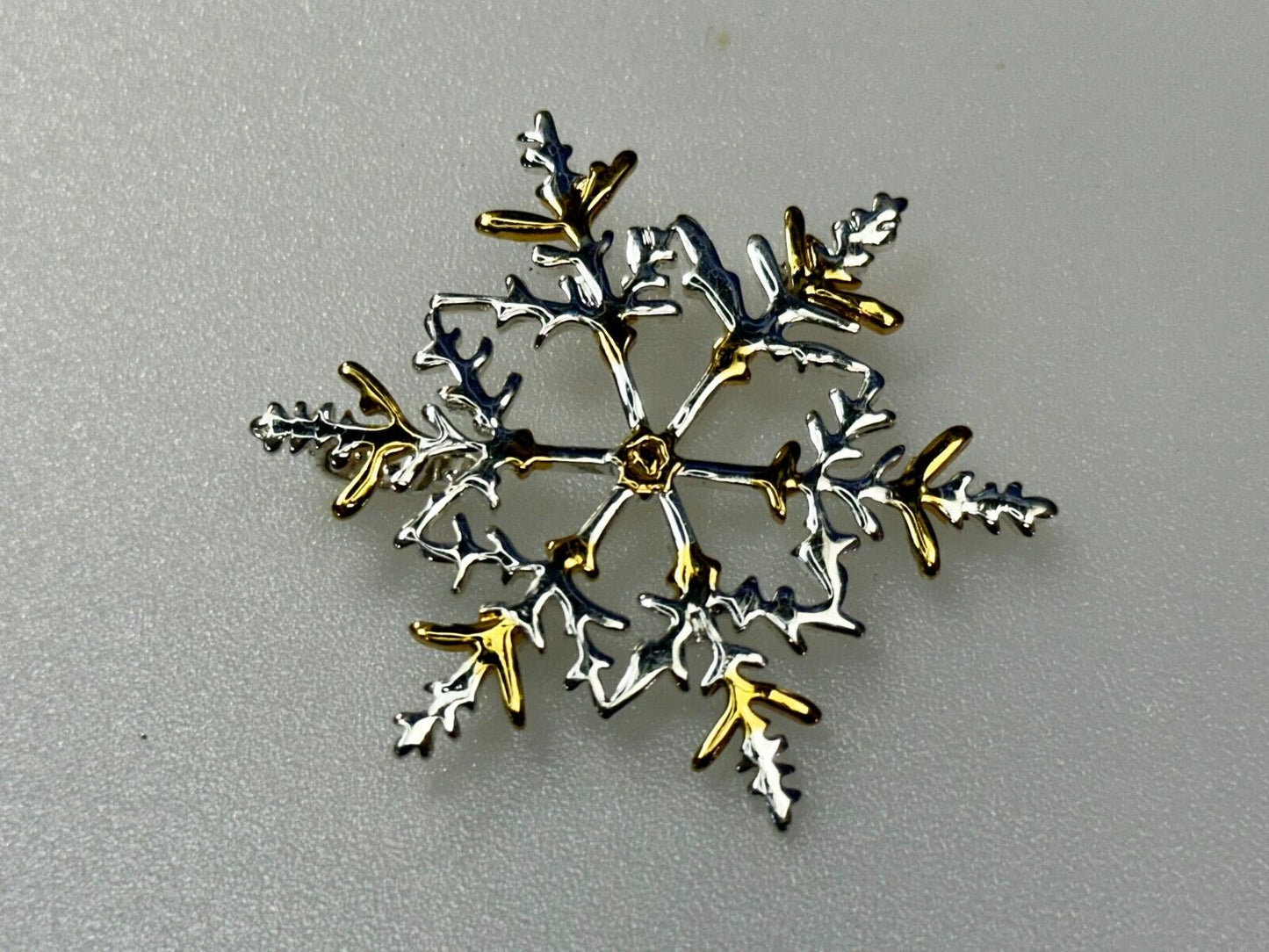 Beautiful Snowflake Cutout Silver Gold Tone Brooch Pin Signed by Best