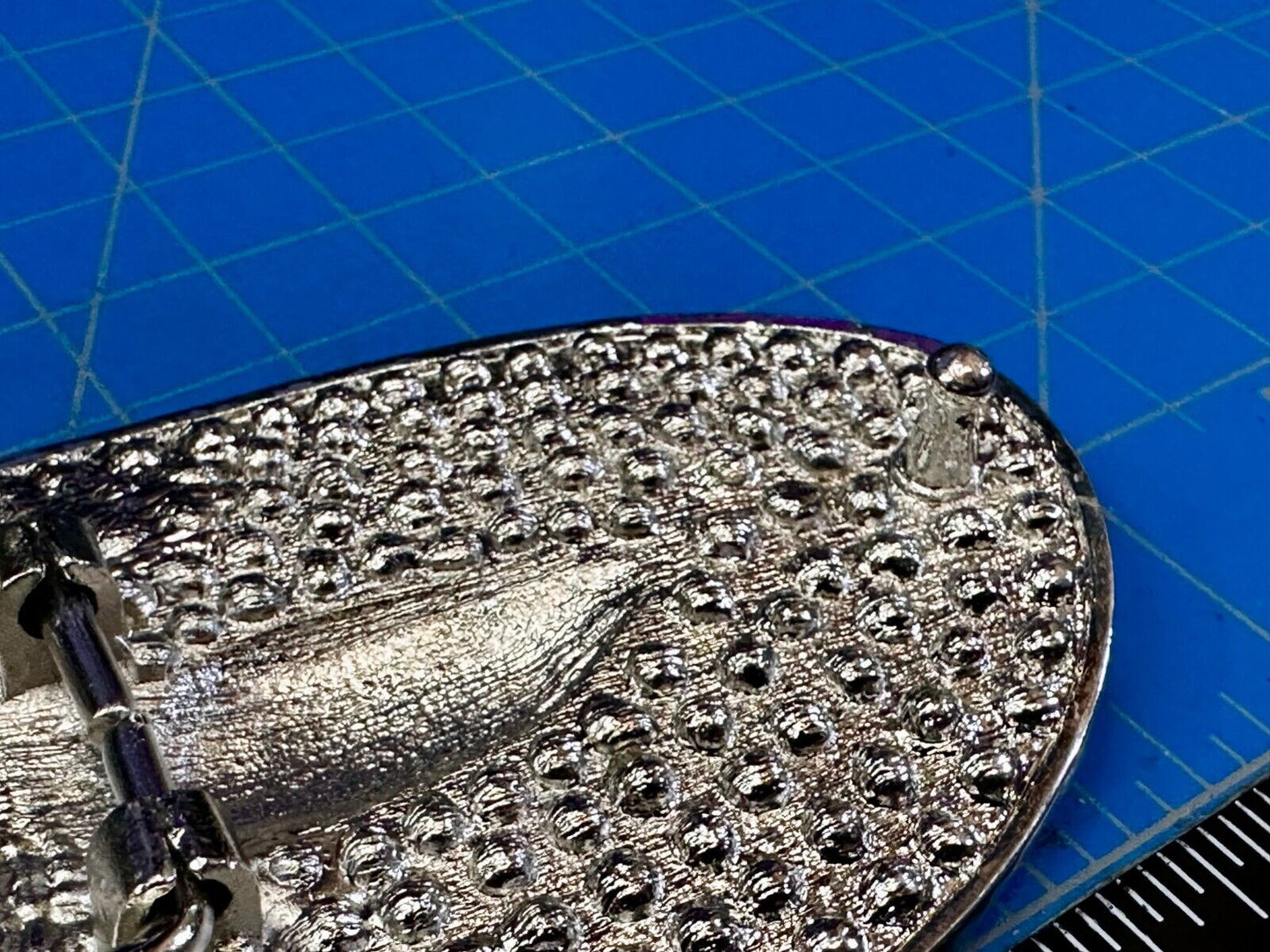 Black Leaf Design Silver Tone Clear Rhinestone Covered Oval Designer Belt Buckle