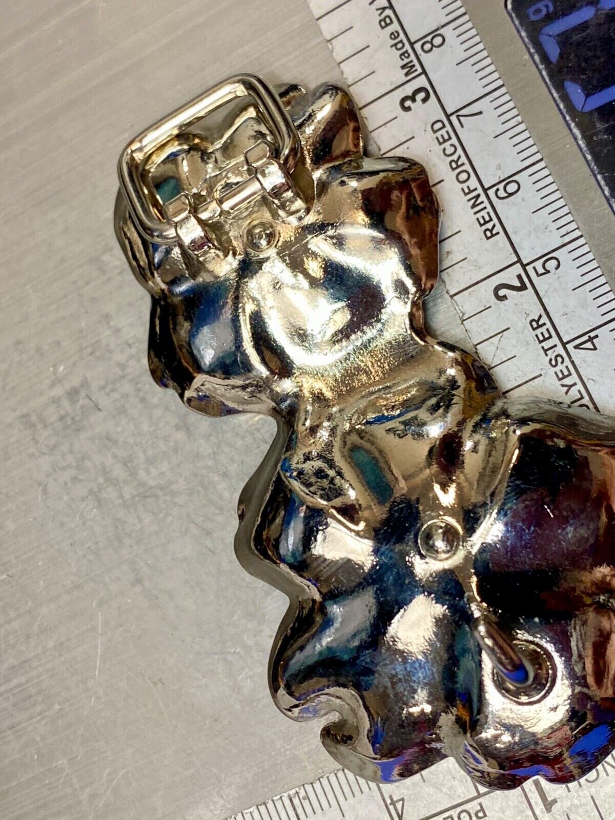 Beautiful two figural flowers with jewels as black & silver colored belt buckle
