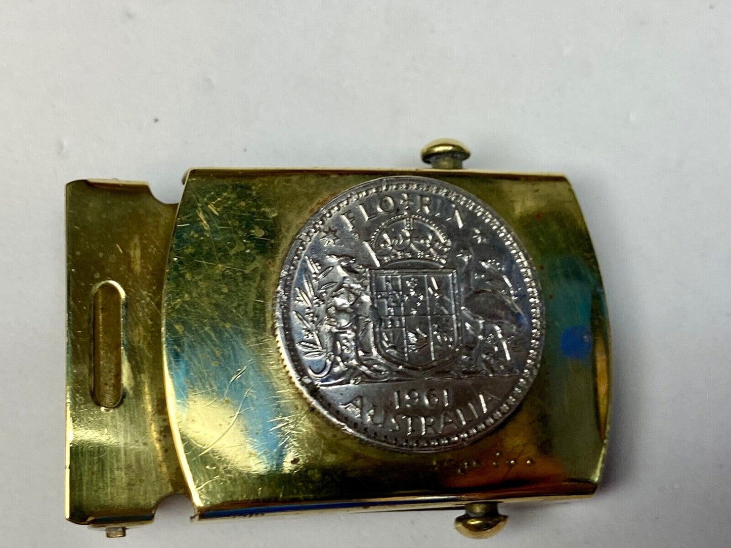 1961 AUSTRALIAN SILVER ONE 1 FLORIN mounted in Coin Collectors belt buckle