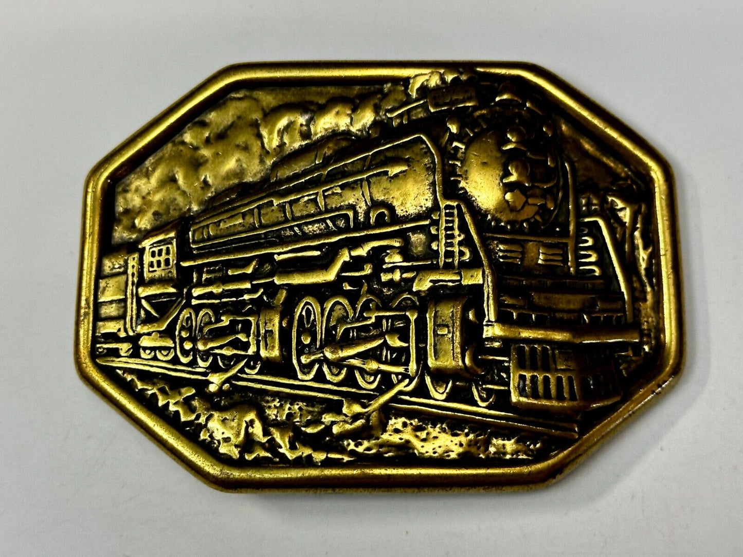 Train Rail Road Collectors Vtg. Avon Brand Brass Tone Steam Engine Belt Buckle