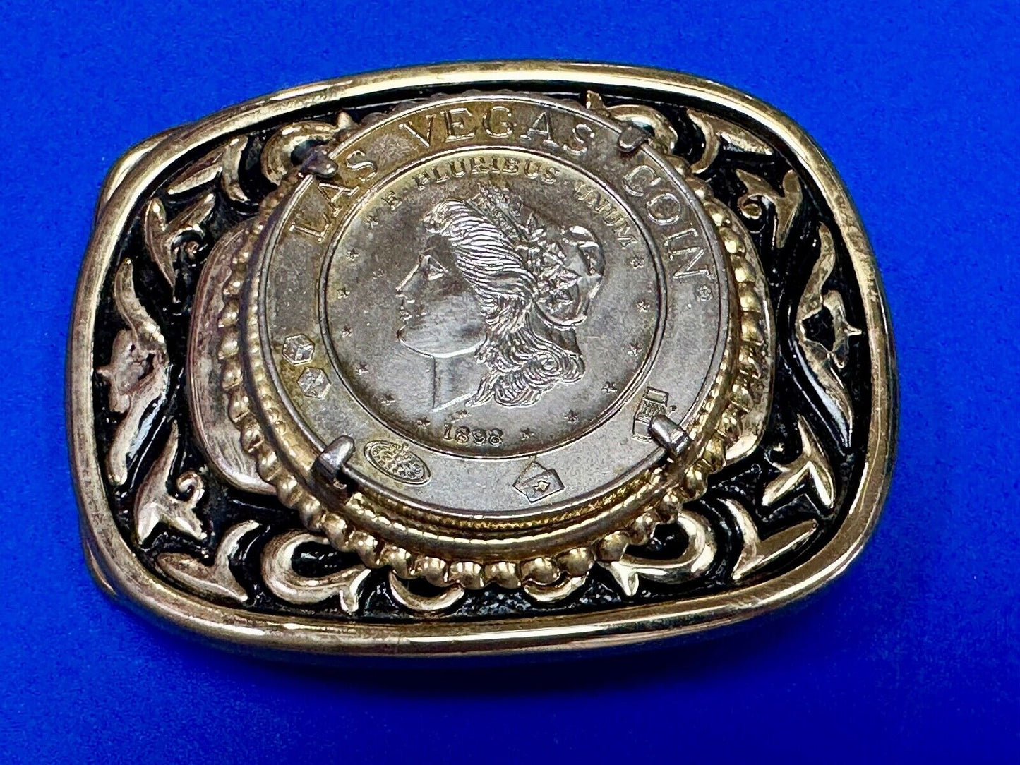 VINTAGE CASINO SOUVENIR LAS VEGAS NEVADA DOLLAR FAUX 1878 COIN METAL BELT BUCKLE