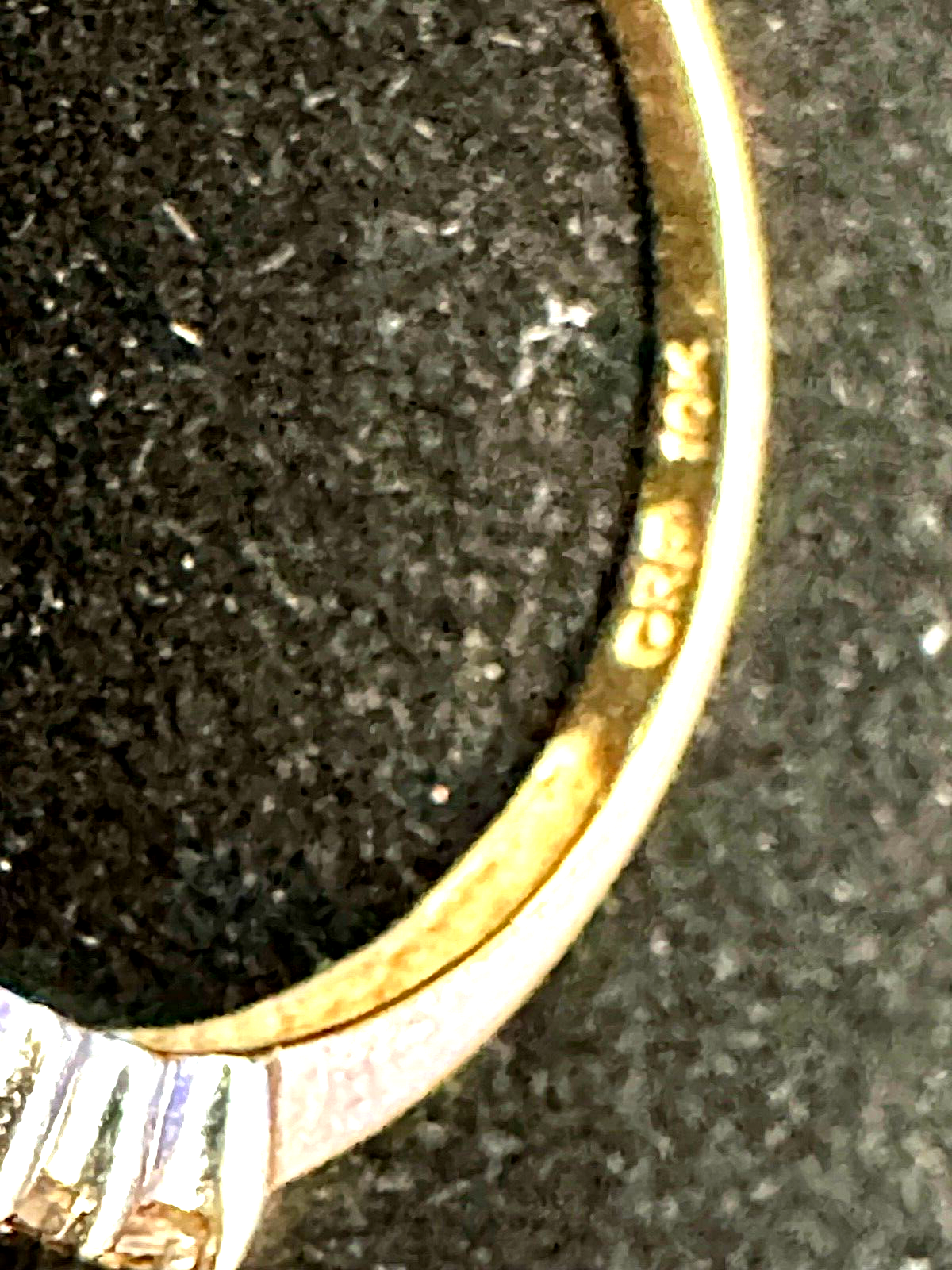 10K Gold 7-Stone Bar Setting Anniversary Ring Band CZ 1.3g Signed CRP 7 3/4 8