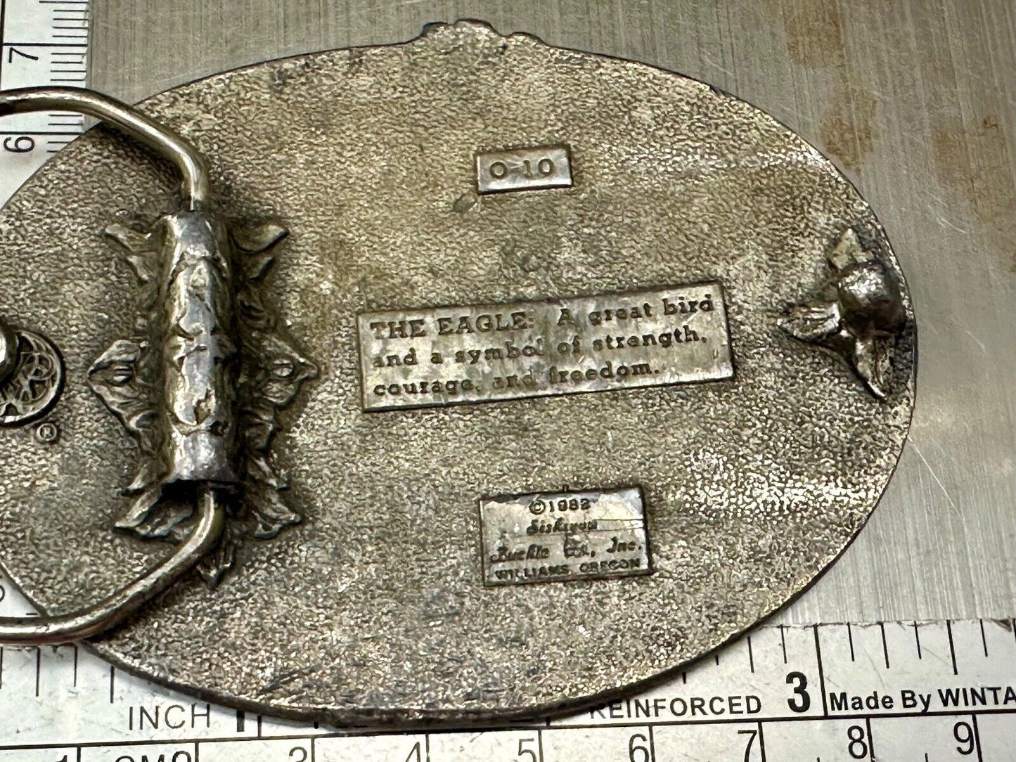 Attacking Eagle Vintage 1982 O-10 pewter siskiyou belt buckle