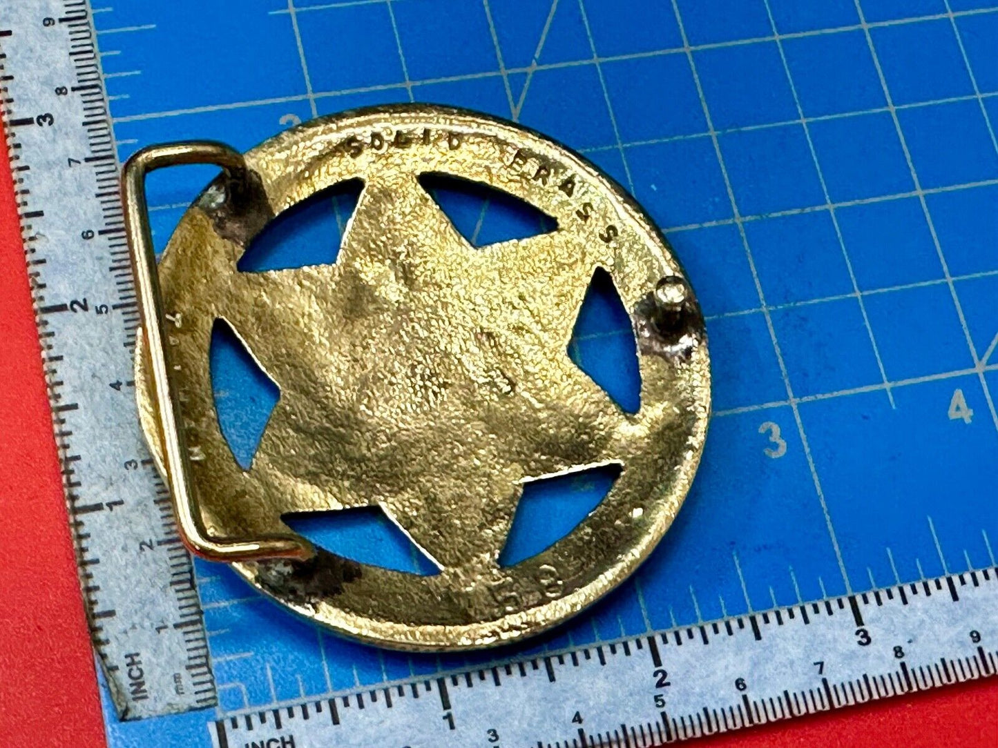 Badge Shaped Cutout Star in circle Vintage Solid Brass Belt Buckle