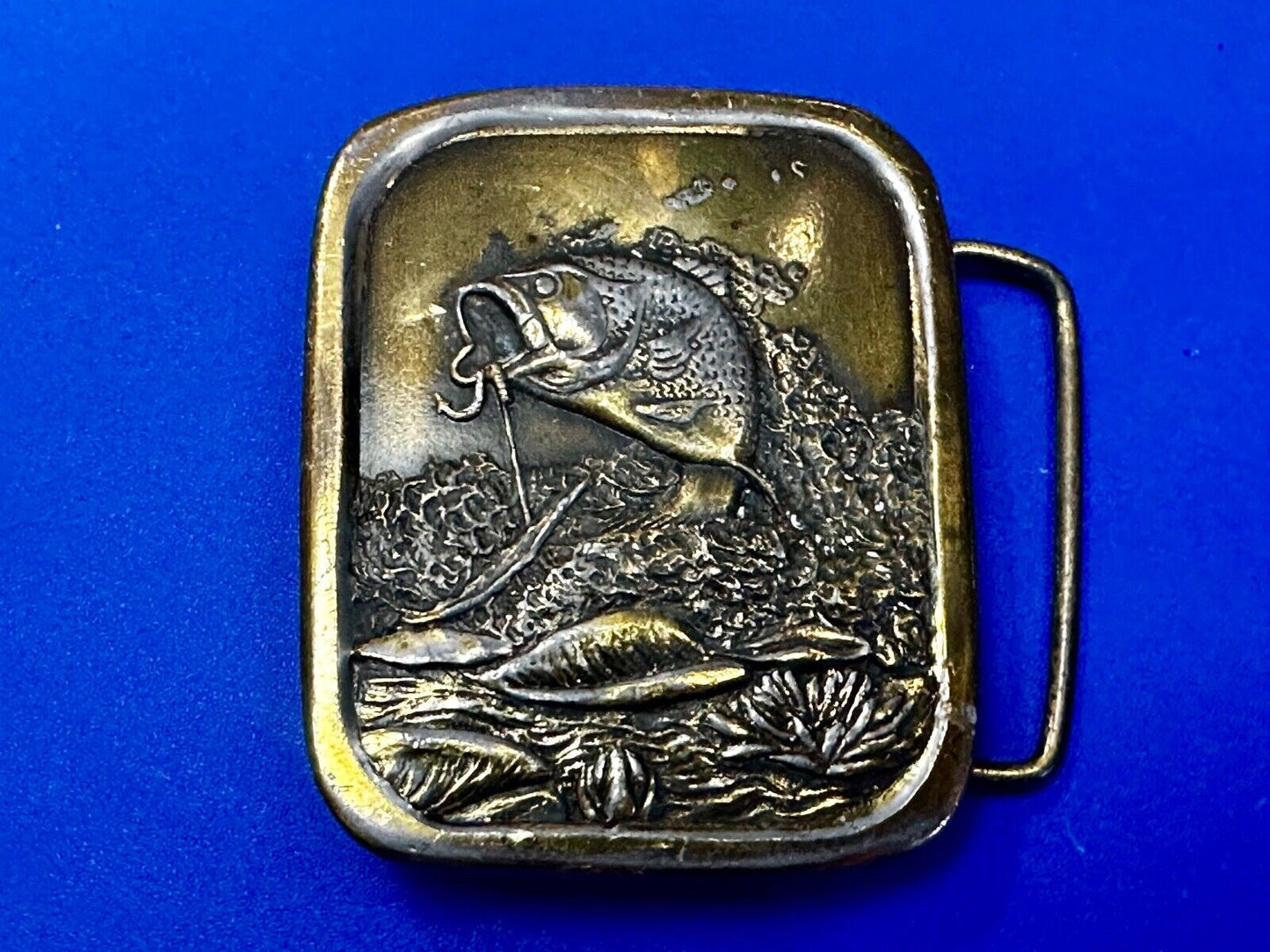 Bass Sport Fishing Vintage 1976 Indiana Metal Craft Belt Buckle