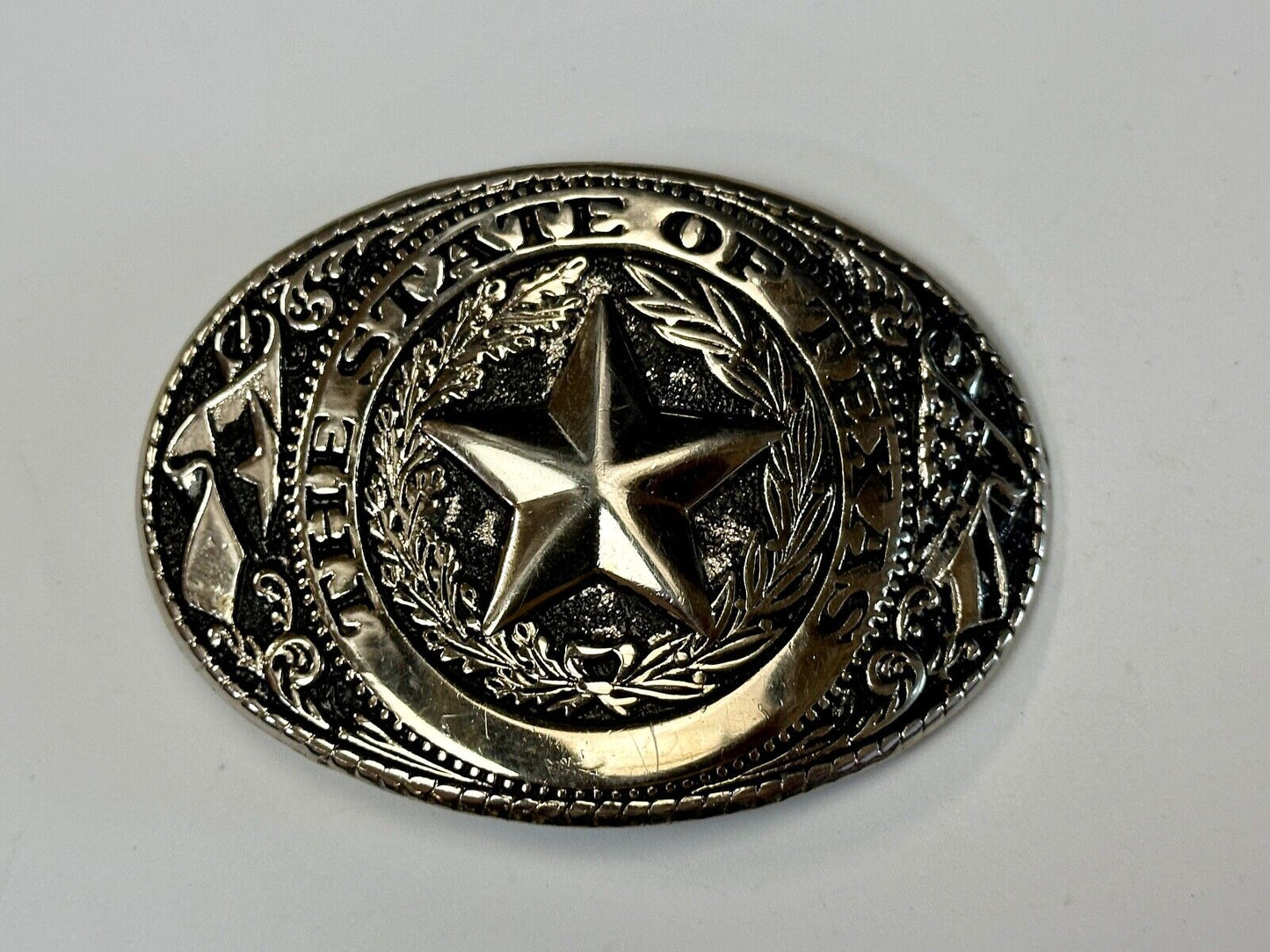 The great state of TEXAS - Tx Star Flag - Silver tone vintage belt buckle