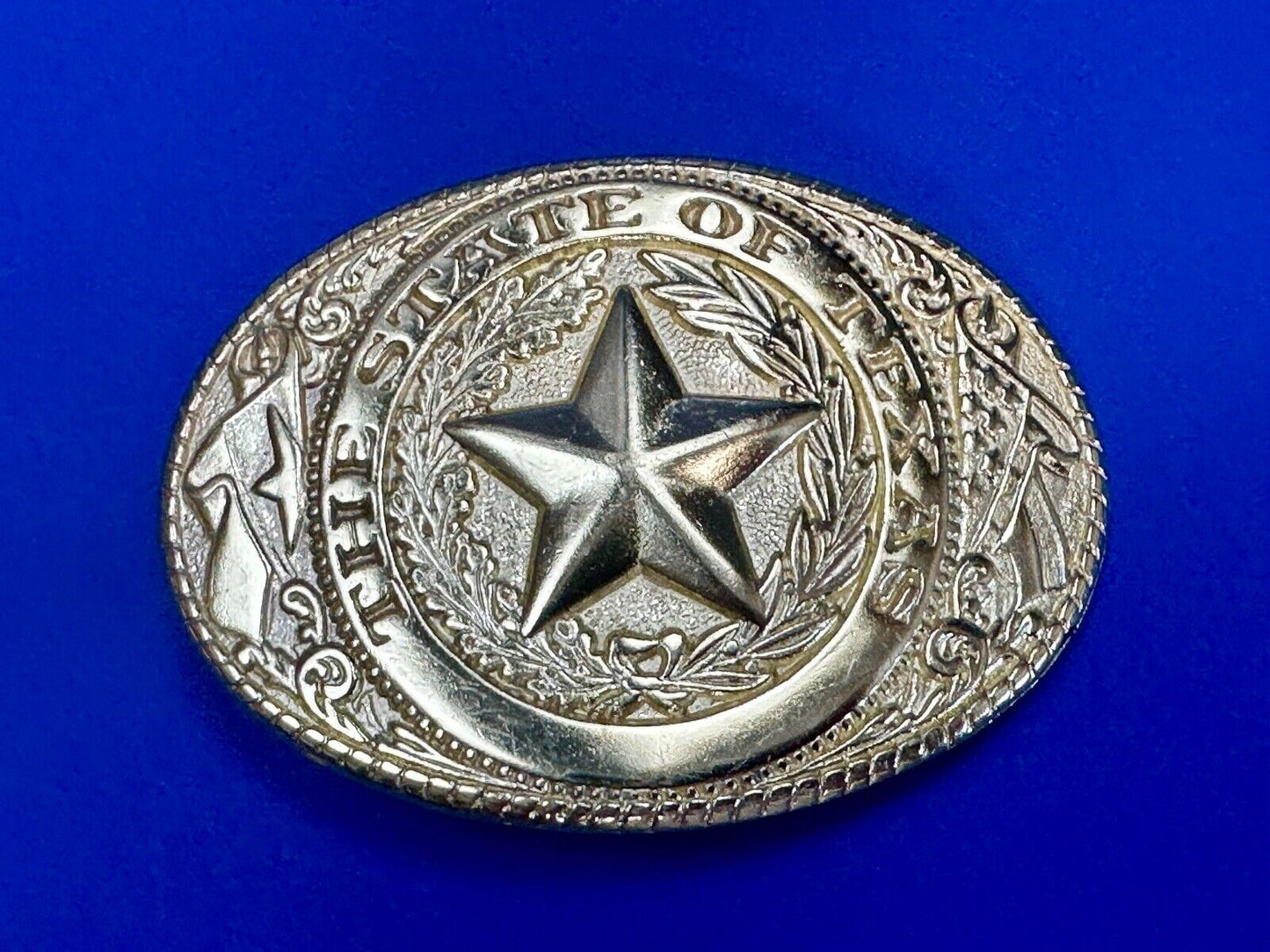 The Great State of Texas - Lone Star Flags seal gold & white color belt buckle