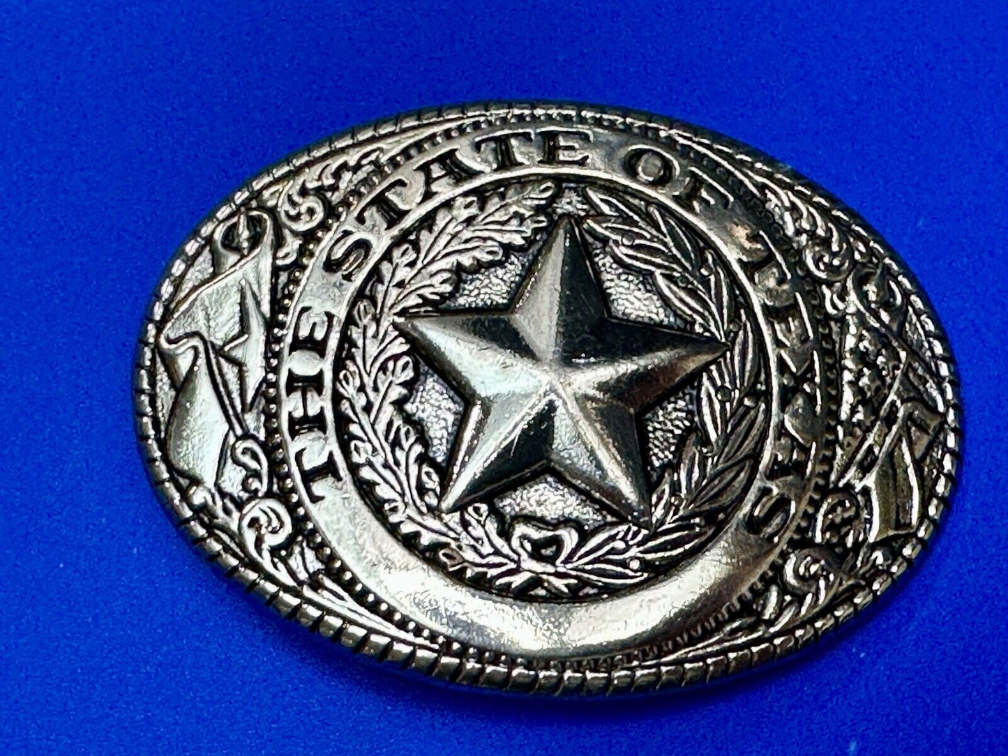 The Great State of TEXAS Star Flag Olive Branch Gold Tone Oval Belt Buckle