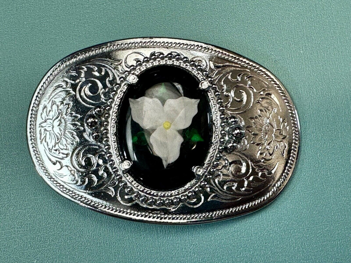 Beautiful Flower as Western oval centerpiece Cab Style belt buckle