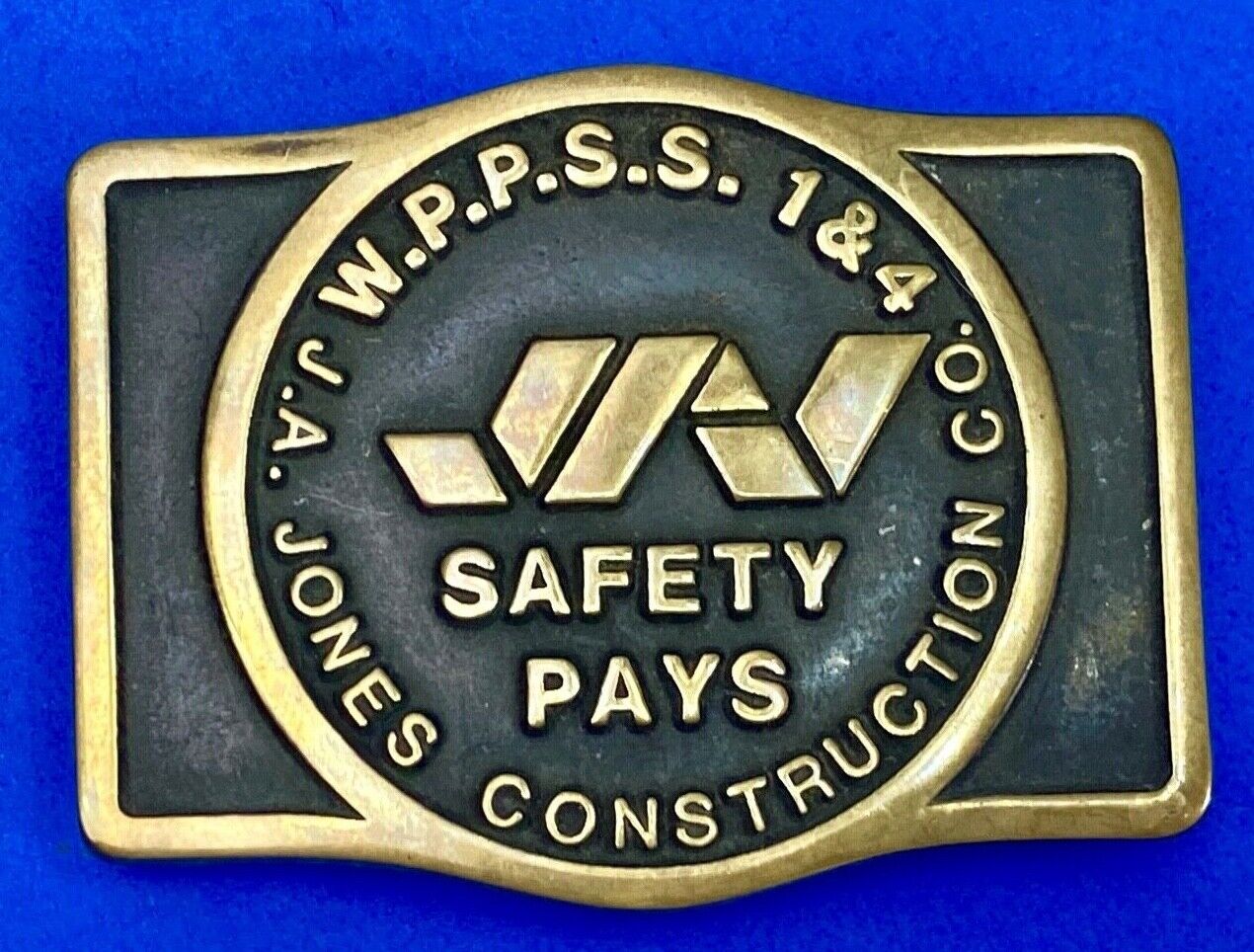 1981 W.P.P.S.S. 1 & 4 Safety Pays Jones Construction - Anacortes Belt Buckle