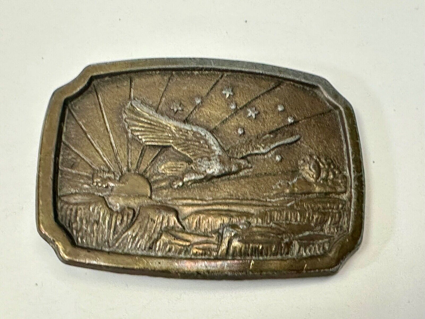 Beautiful American Eagle USA W/ stars sun rays vintage belt buckle