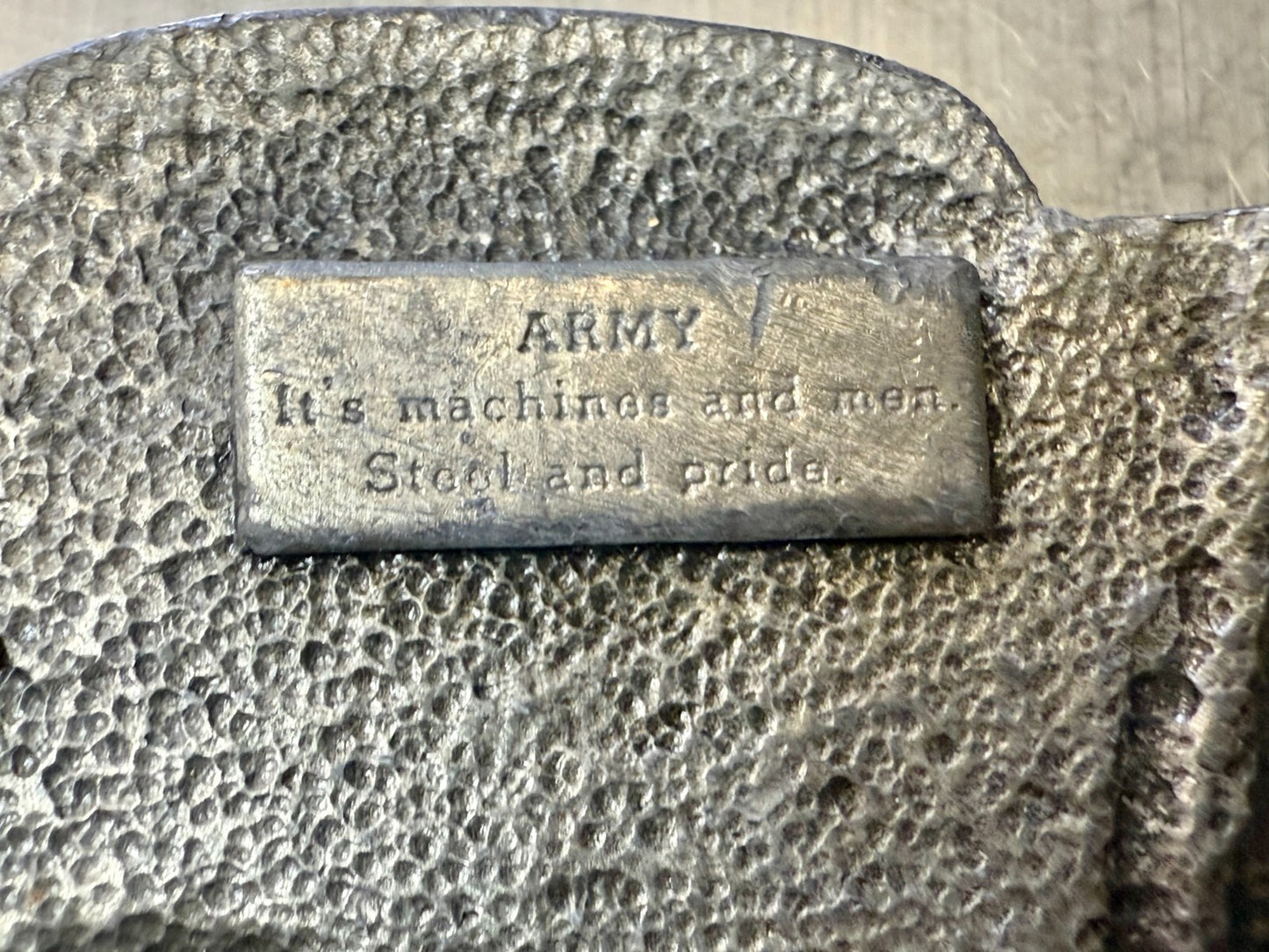 Bergamot U.S. Army K-132 Tank Flag Vtg. 1982 United States Military Belt Buckle