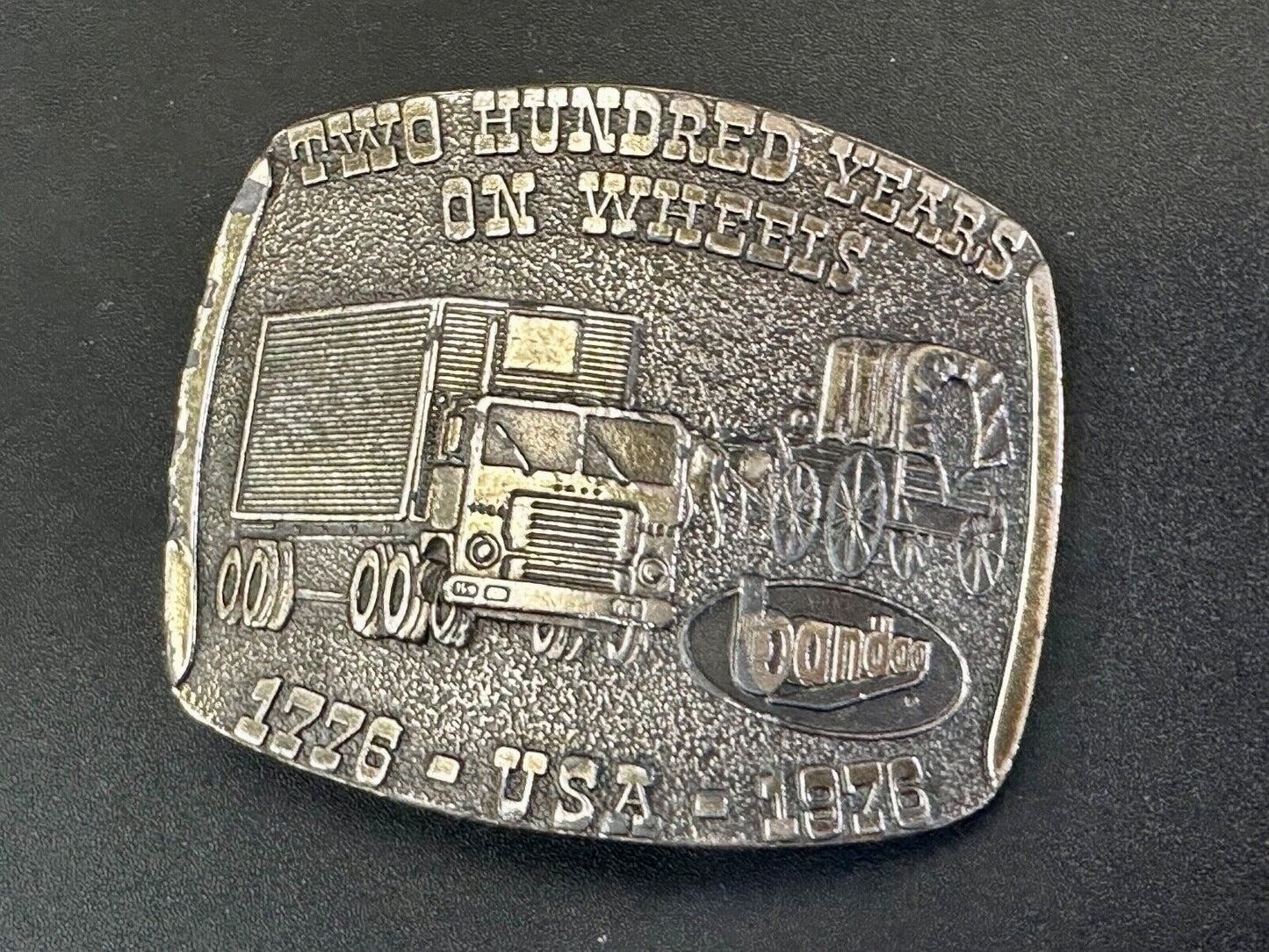 Bandog 200 years on wheels Semi Wagon Bicentennial belt buckle by Lewis Buckles