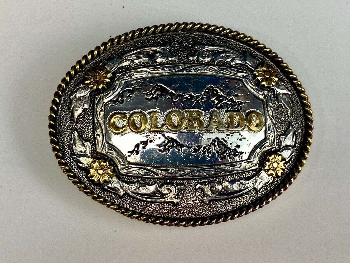 The great state of COLORADO- BEAUTIFUL mixed metal BELT BUCKLE CO Mountains