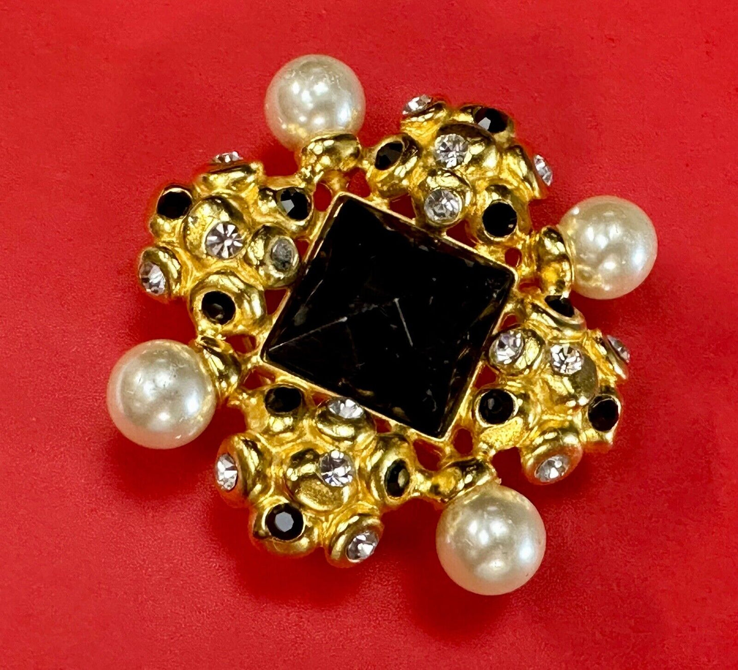 BEN AMUN, Czech Glass / Stone / Jeweled Large Vintage Beautiful belt buckle